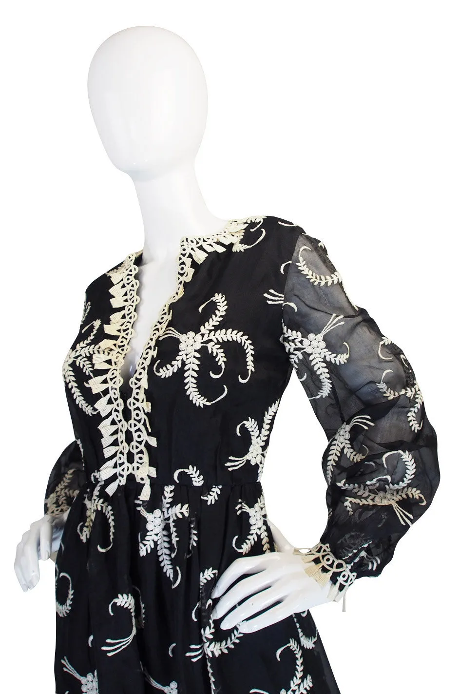 1960s Embroidered Silk Oscar de la Renta Gown