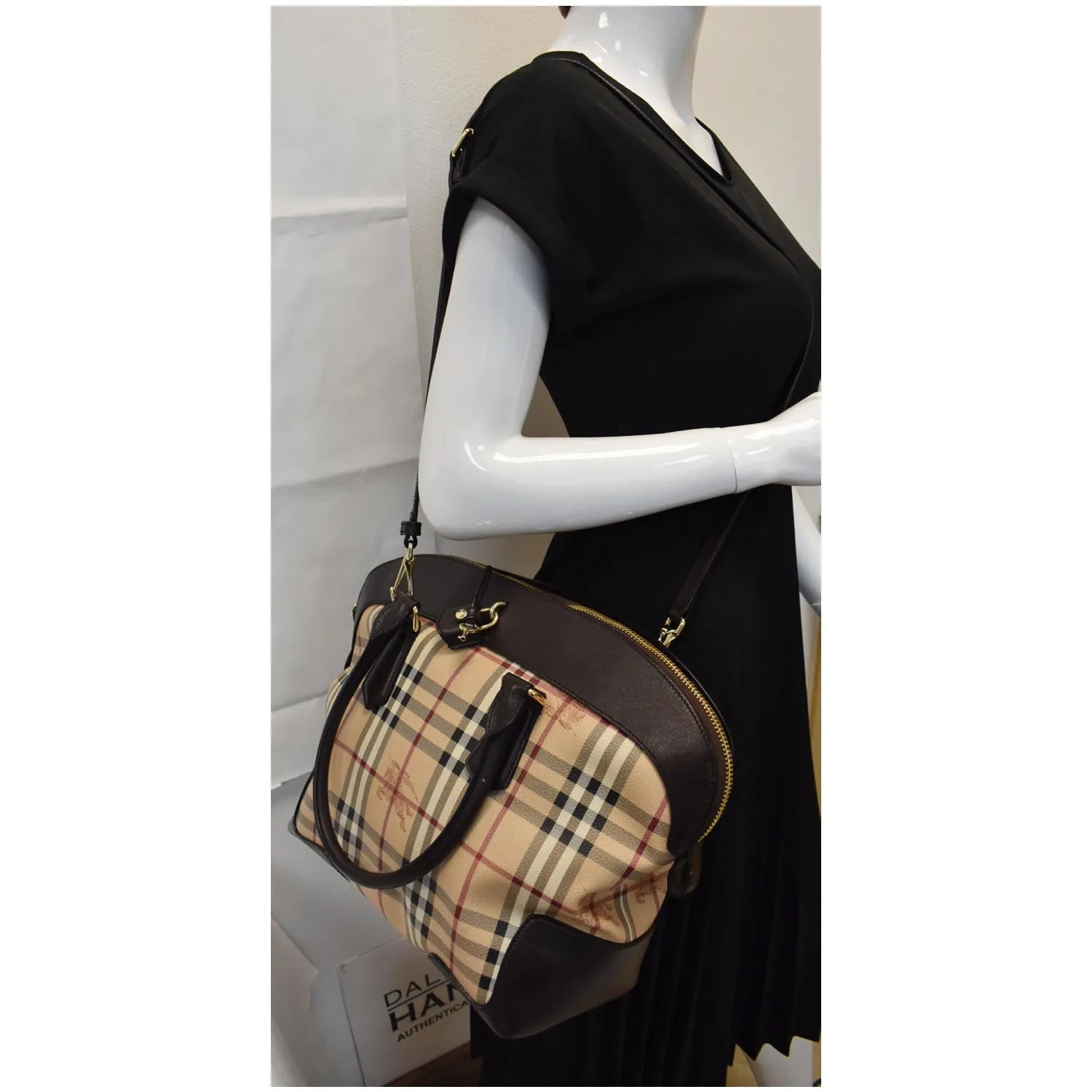 BURBERRY Medium Primrose Haymarket Check Tote Bag Chocolate