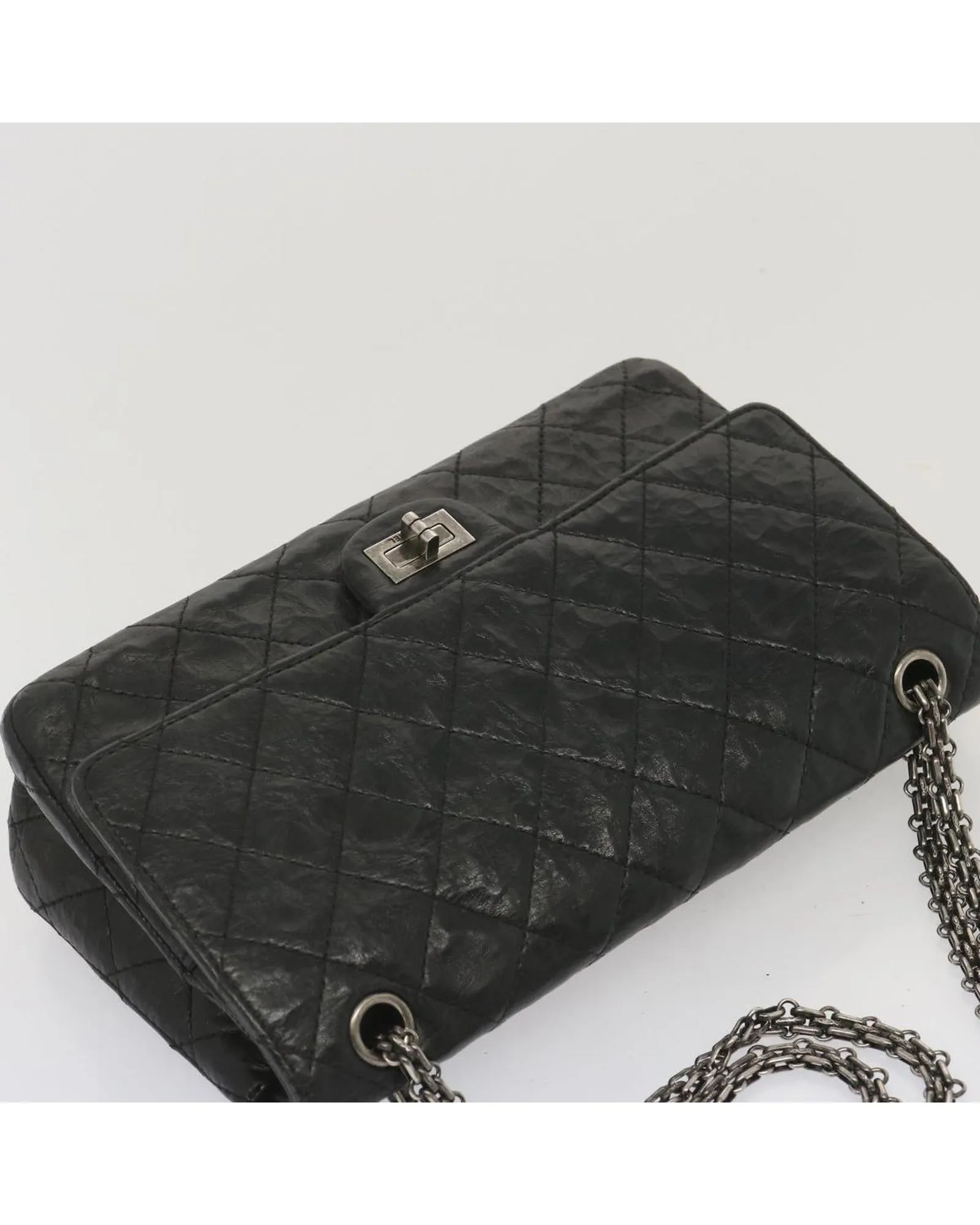 CHANEL Timeless Classic Flap Bag