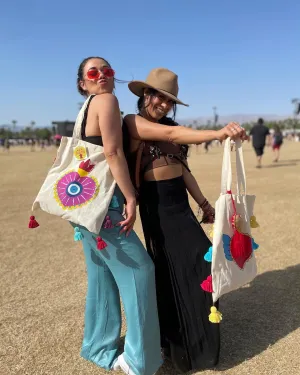 Corazón Sagrado Canvas Tote