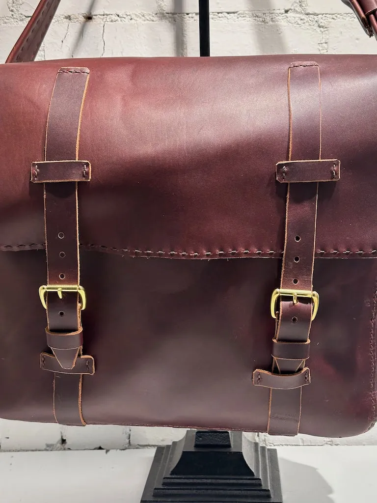 EXTRA LARGE SATCHEL BRIEFCASE WITH BRASS HARDWARE PB116