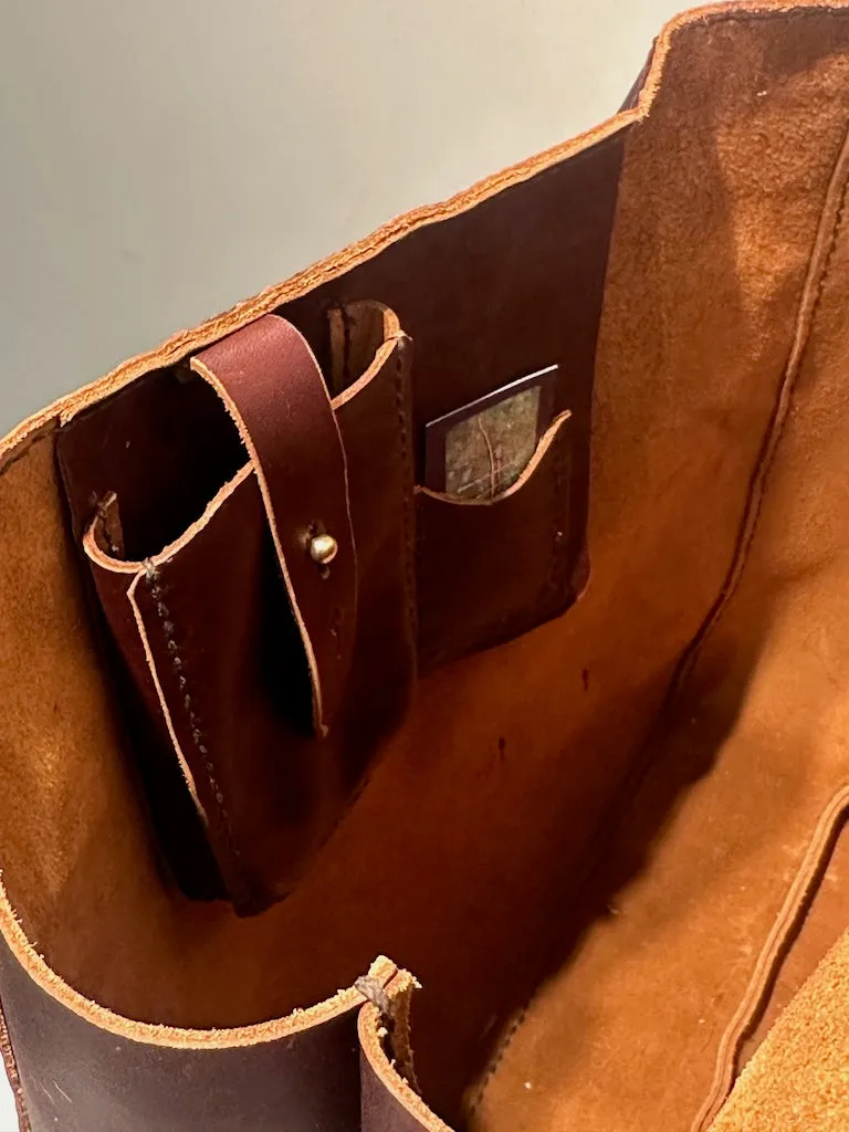 EXTRA LARGE SATCHEL BRIEFCASE WITH BRASS HARDWARE PB116