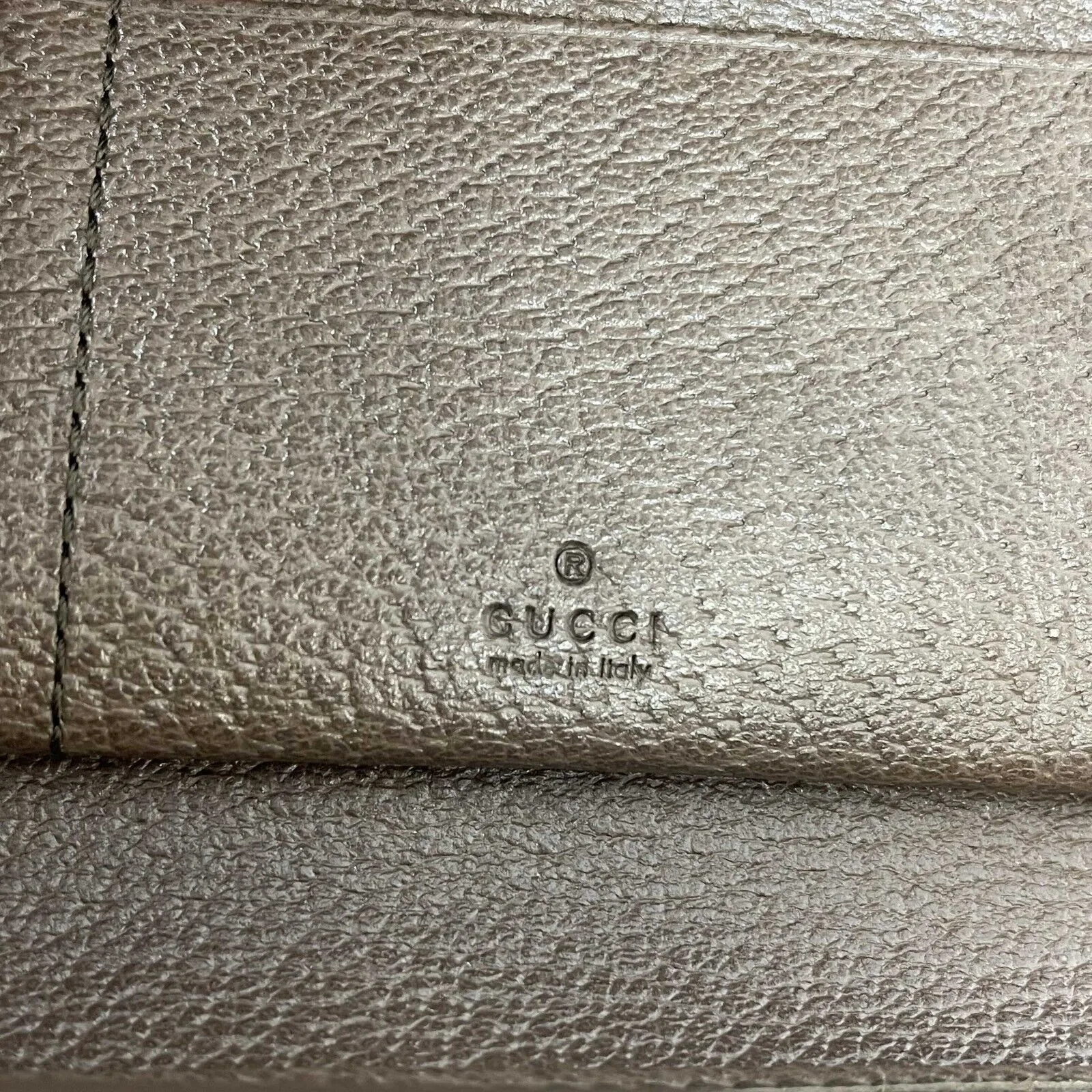 Gucci - GG Supreme Monogram Ophidia Crossbody Wallet