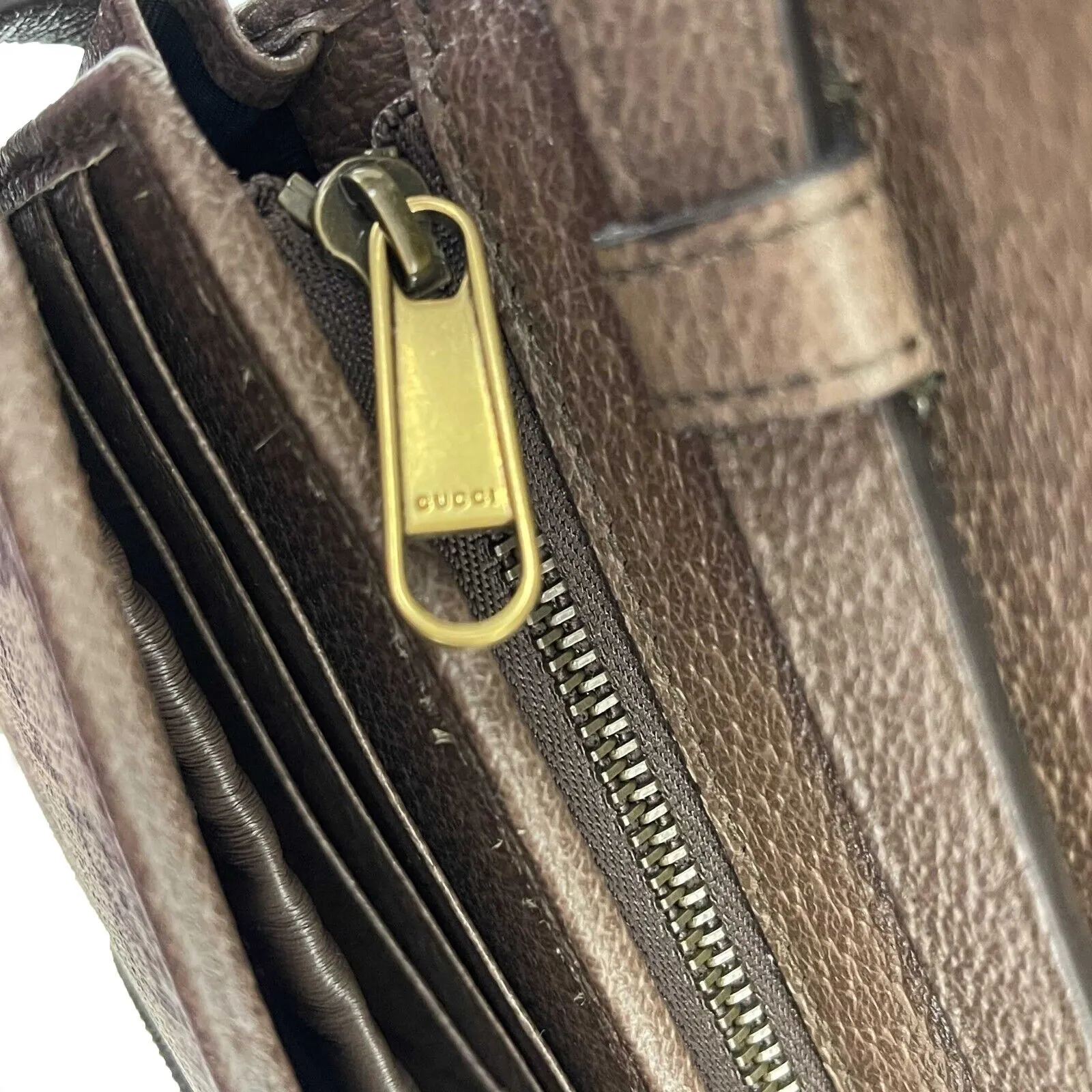Gucci - GG Supreme Monogram Ophidia Crossbody Wallet