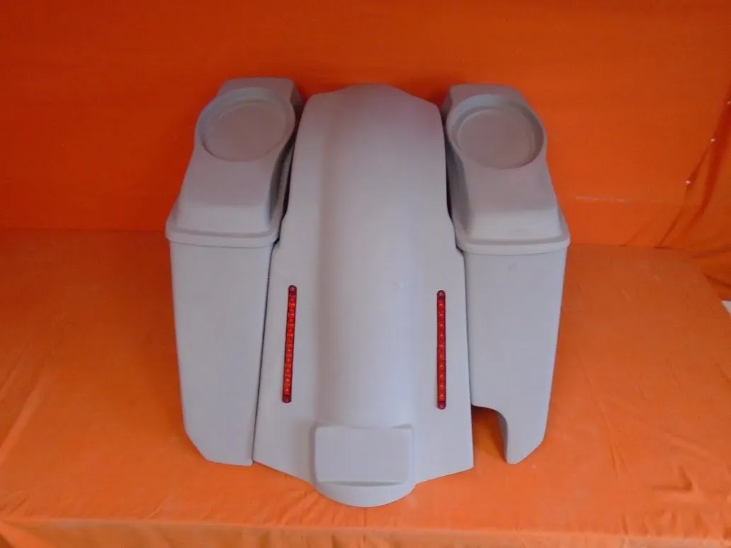 Harley Davidson 5" Heritage Softail Extended Saddlebags 6.5" Speaker Lids   LED Fender Right Cutout