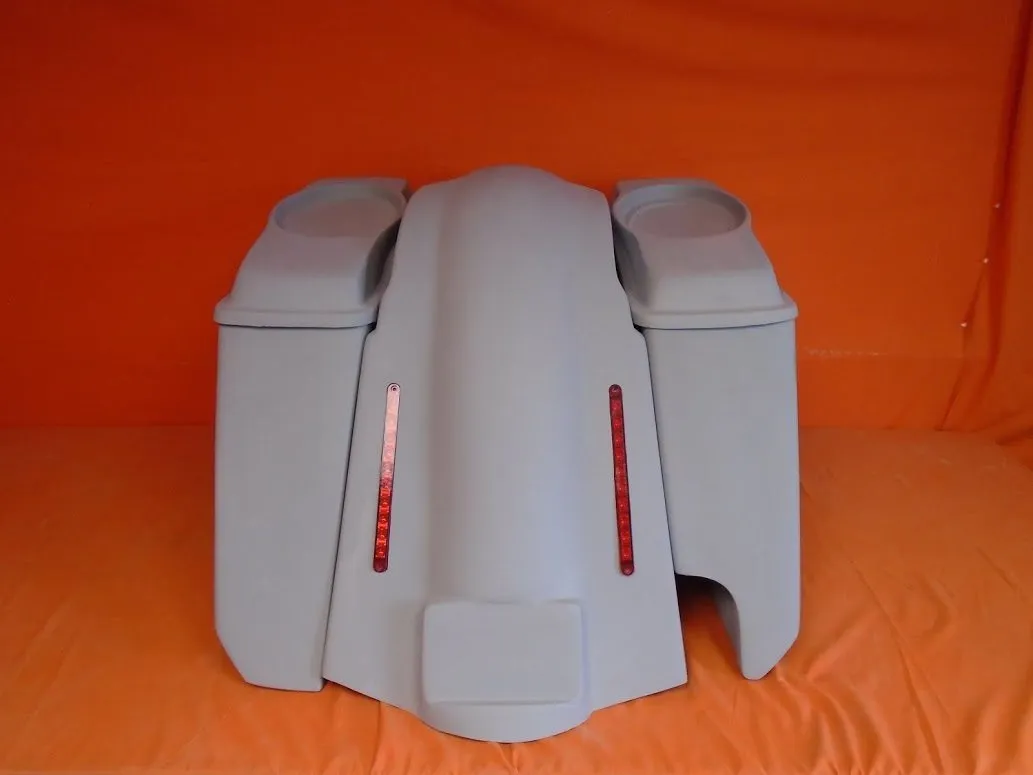 Harley Davidson 5" Heritage Softail Extended Saddlebags 6.5" Speaker Lids   LED Fender Right Cutout