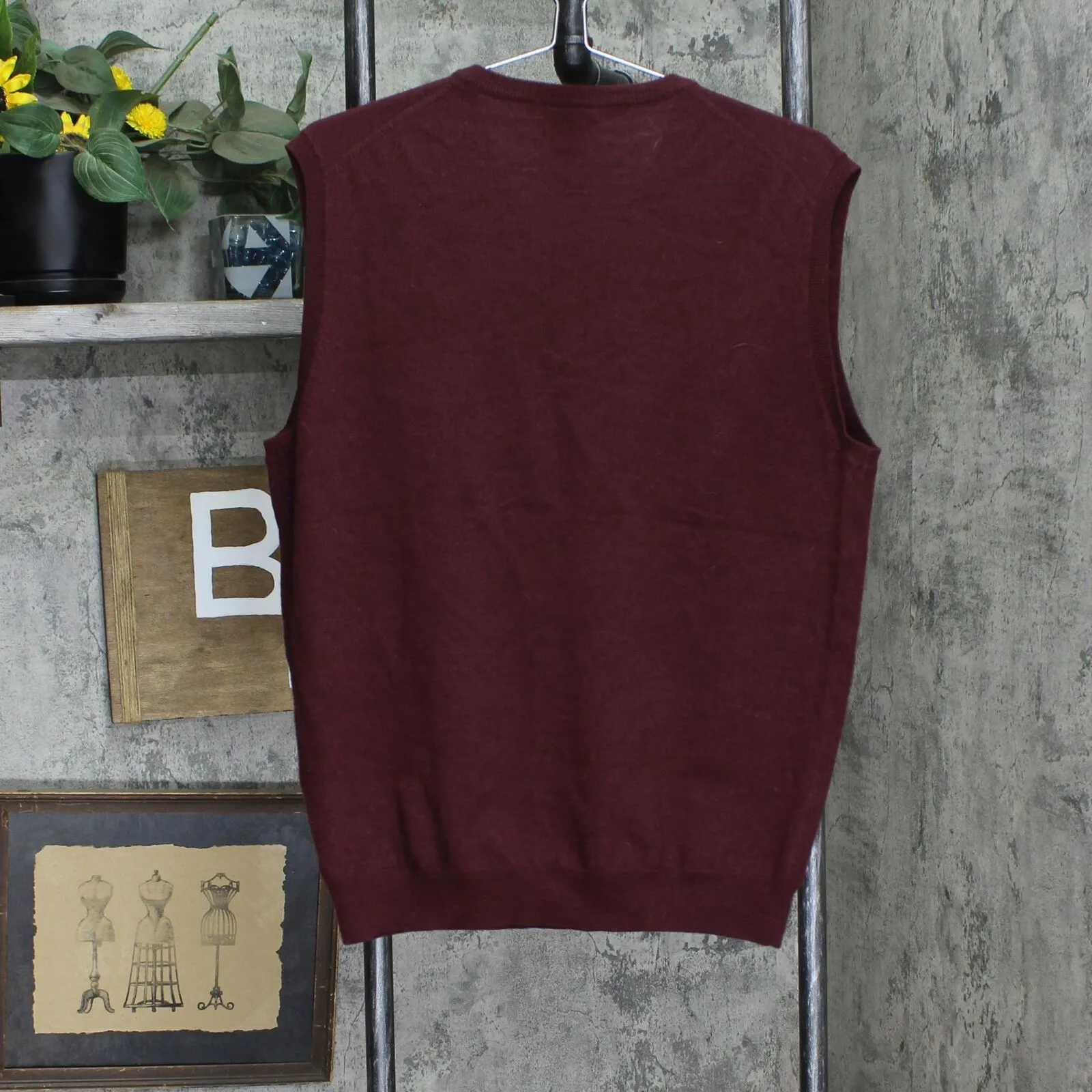 Jos A. Bank Mens Wool Sweater Vest 16705932c402dc Maroon Red L