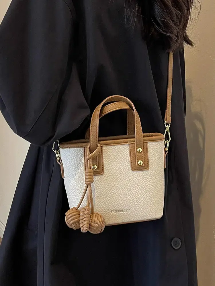 Knotted Tassels Casual Bucket Bag
