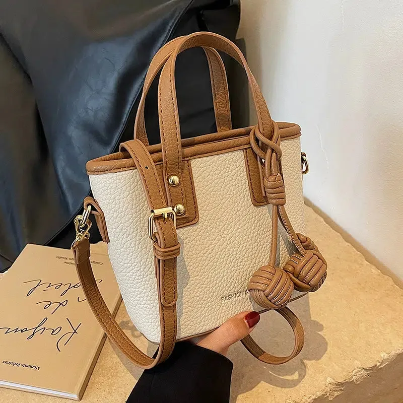 Knotted Tassels Casual Bucket Bag