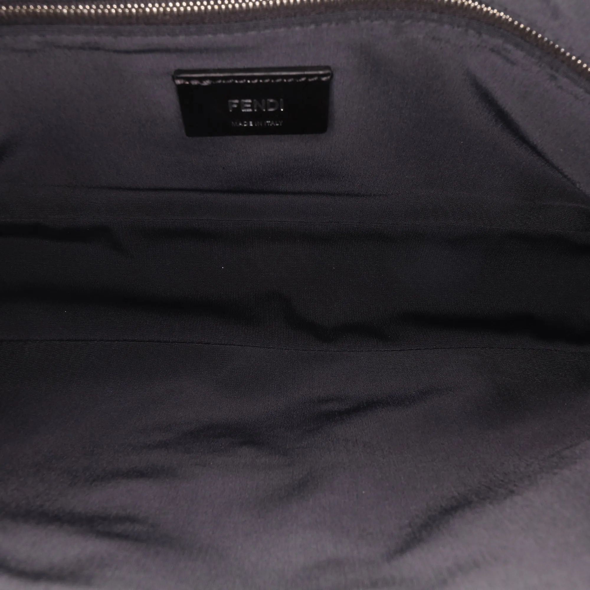 Large Zucca Vertigo Mesh Baguette Satchel