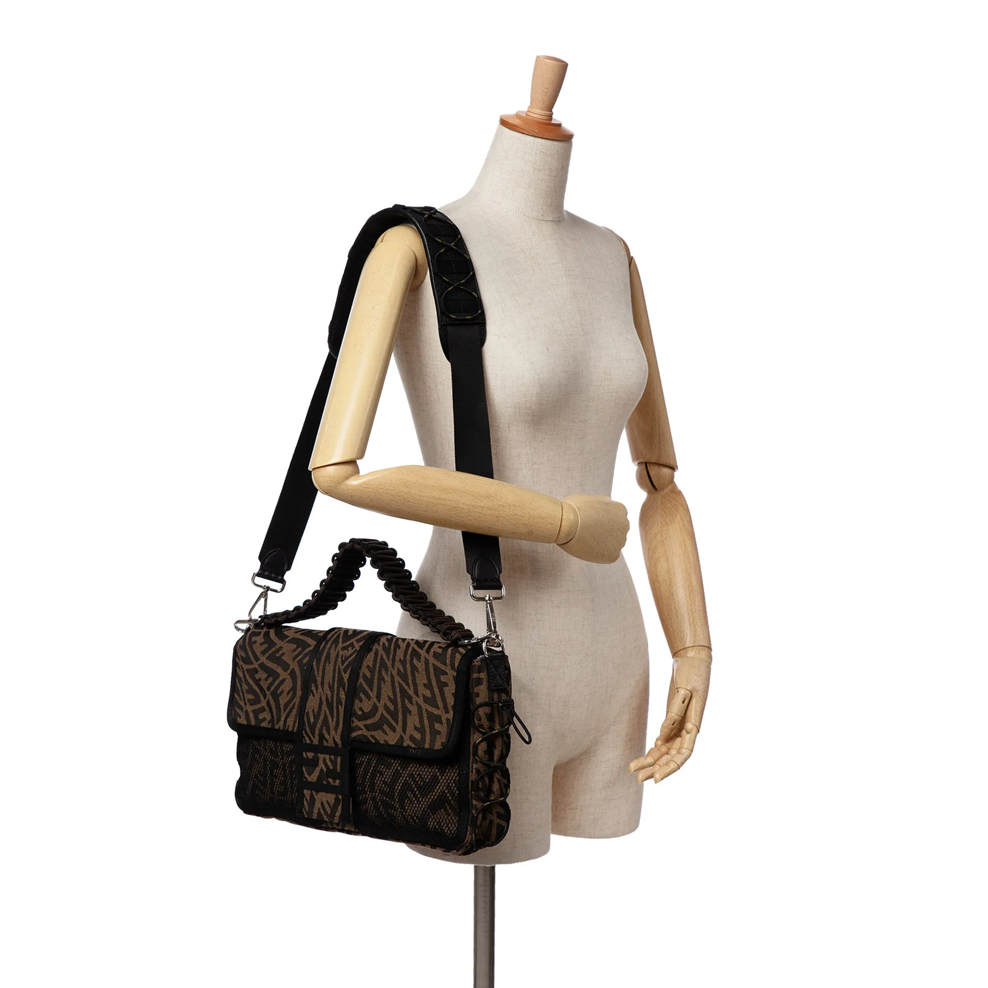Large Zucca Vertigo Mesh Baguette Satchel