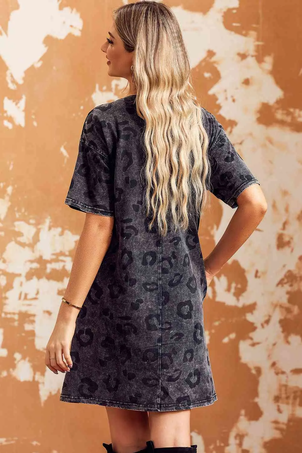 Leopard Print  Round Neck Dropped Shoulder Dress with Pockets