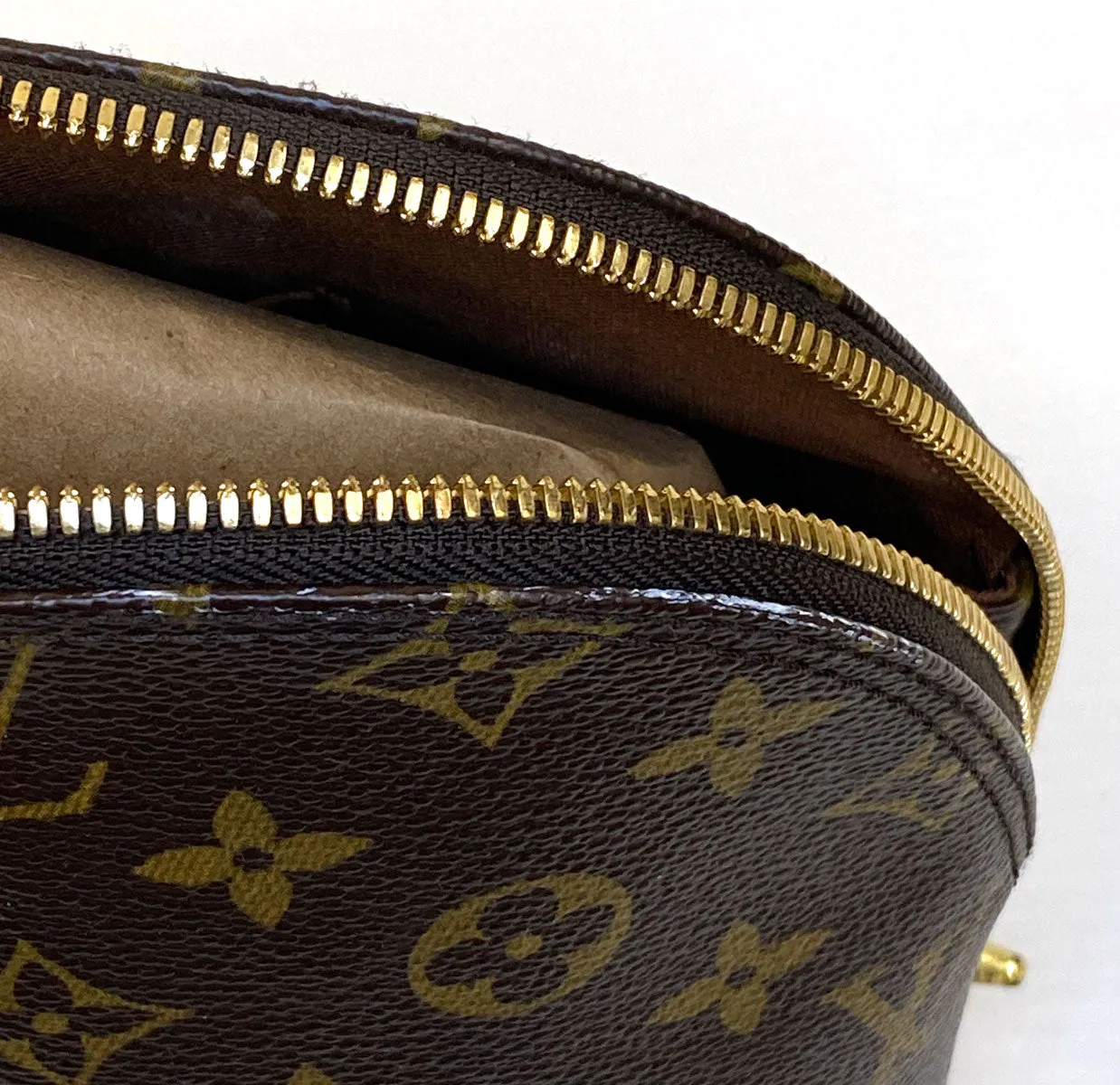 Louis Vuitton Alma MM Monogram