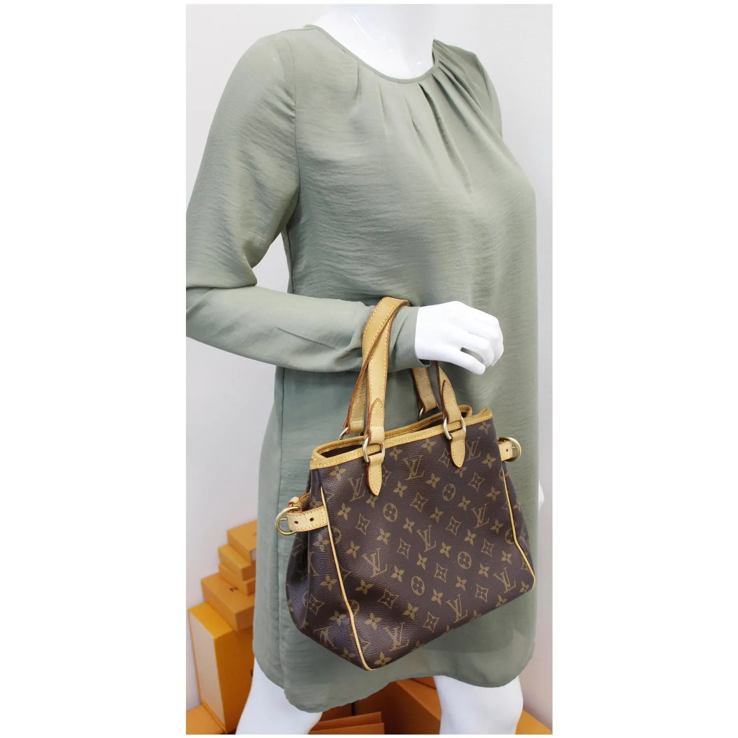 LOUIS VUITTON Batignolles Vertical Monogram Canvas Tote Bag Brown - 15% OFF