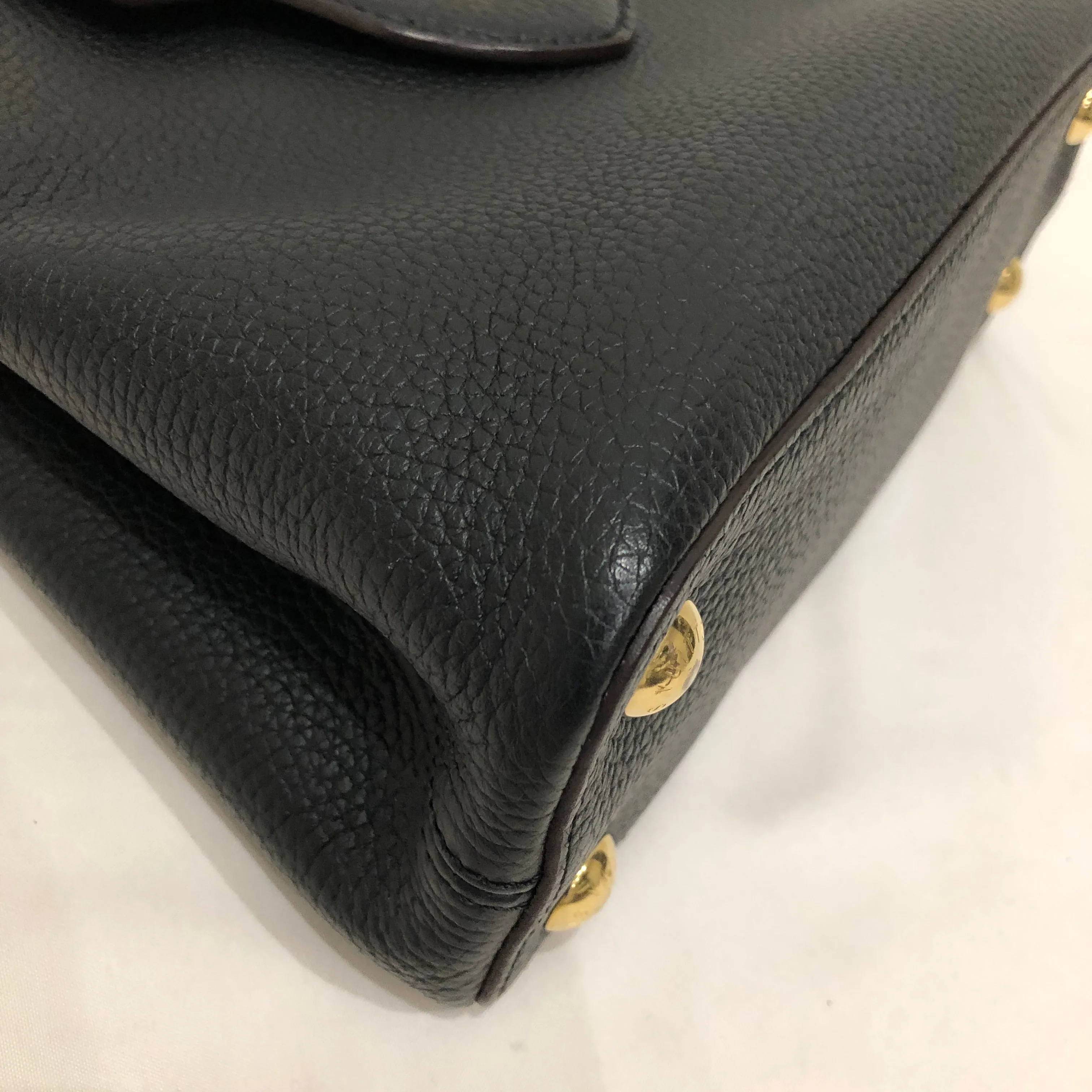 Louis Vuitton Black Taurillon Leather Capucines PM Tote Sku# 82979