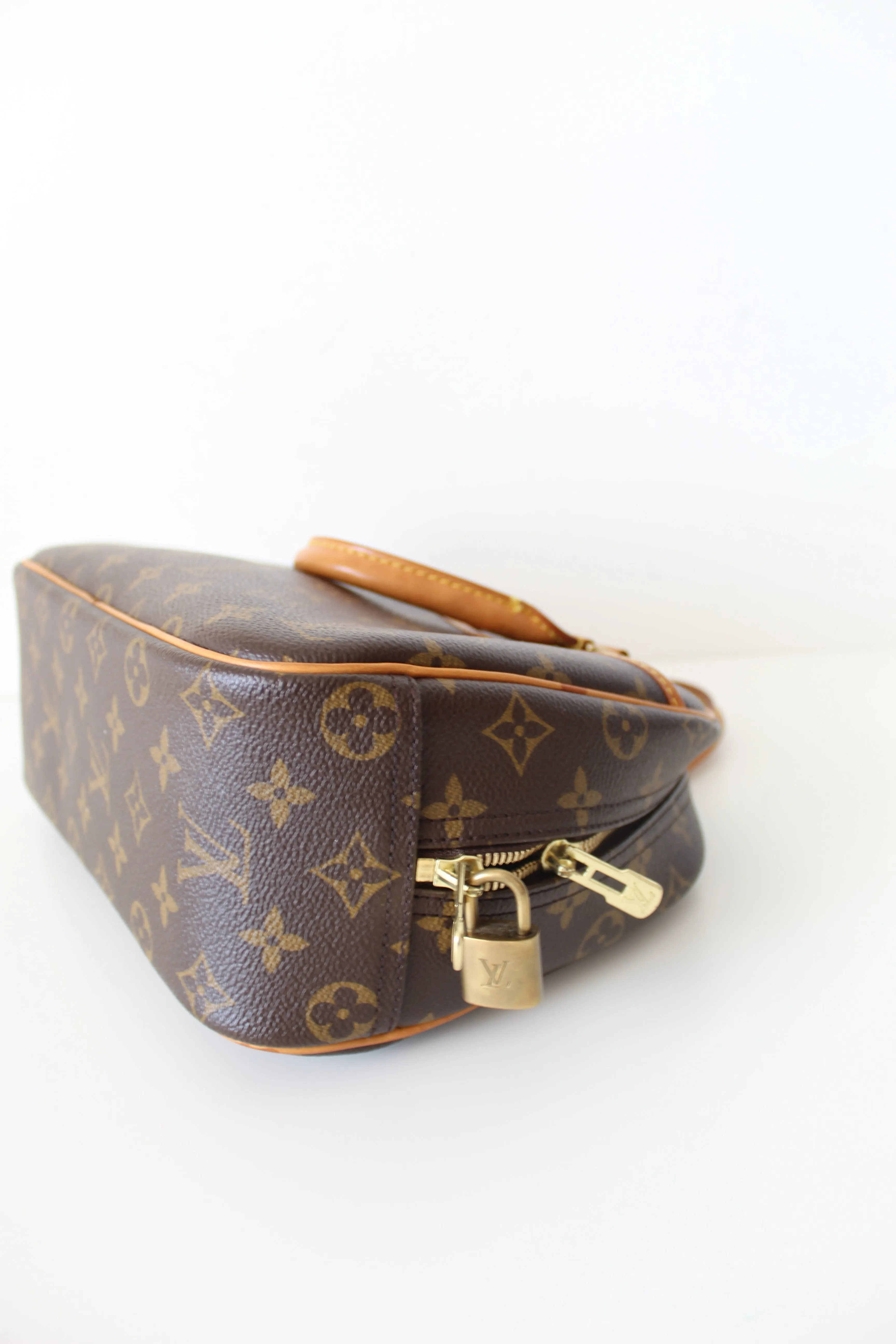 Louis Vuitton Deauville PM