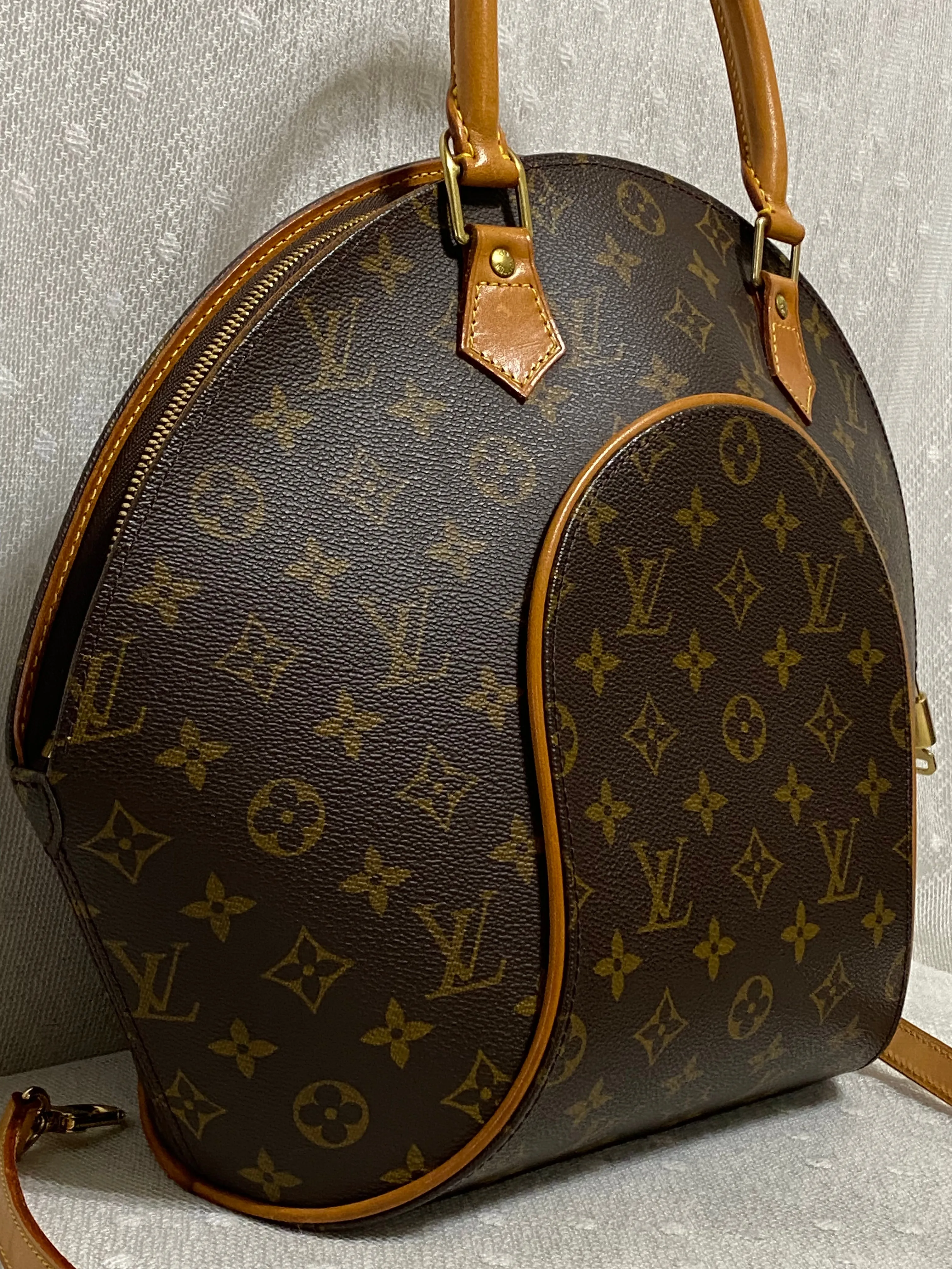 Louis Vuitton Ellipse MM Monogram Canvas Satchel w/ Shoulder Strap