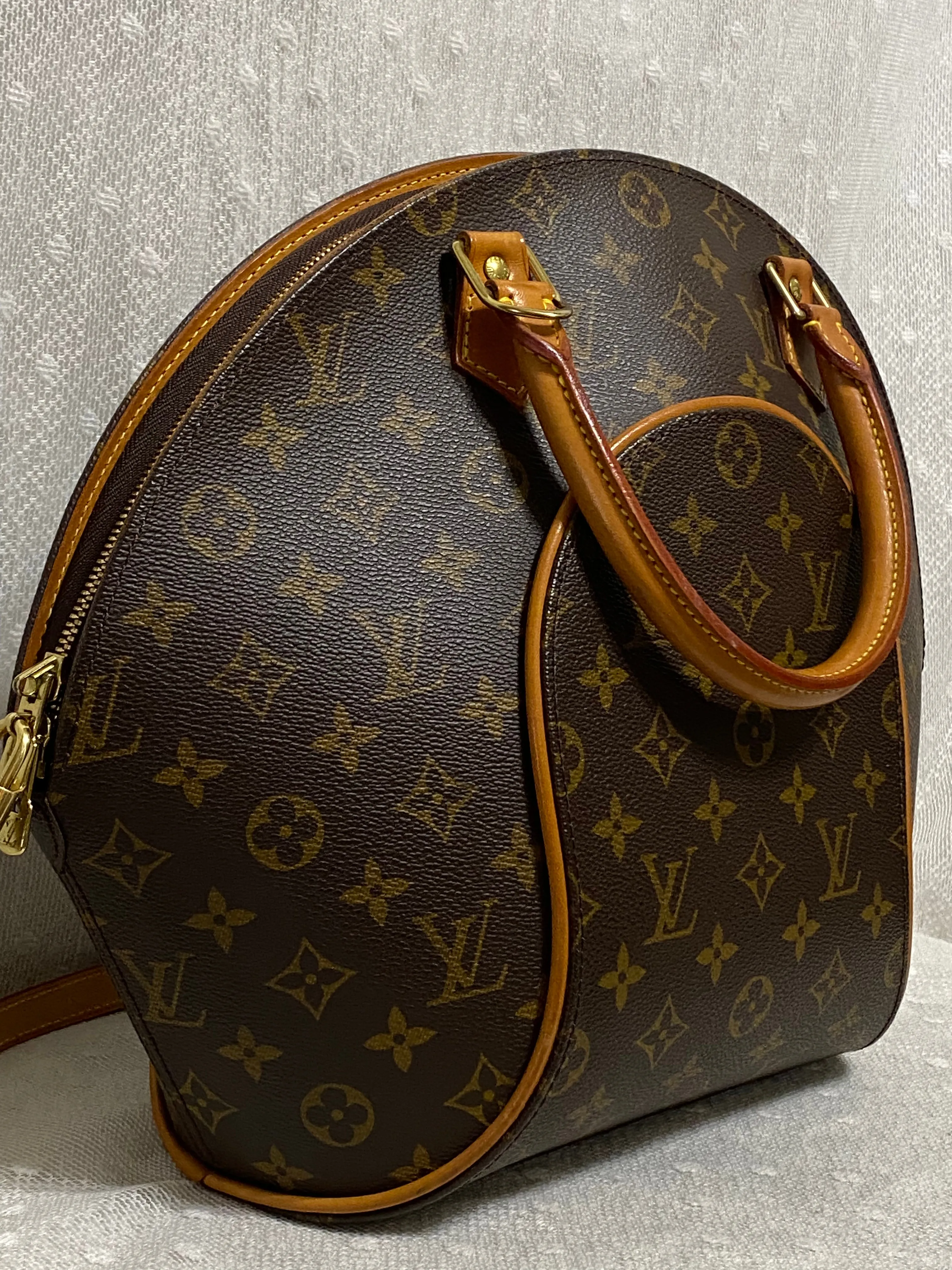 Louis Vuitton Ellipse MM Monogram Canvas Satchel w/ Shoulder Strap