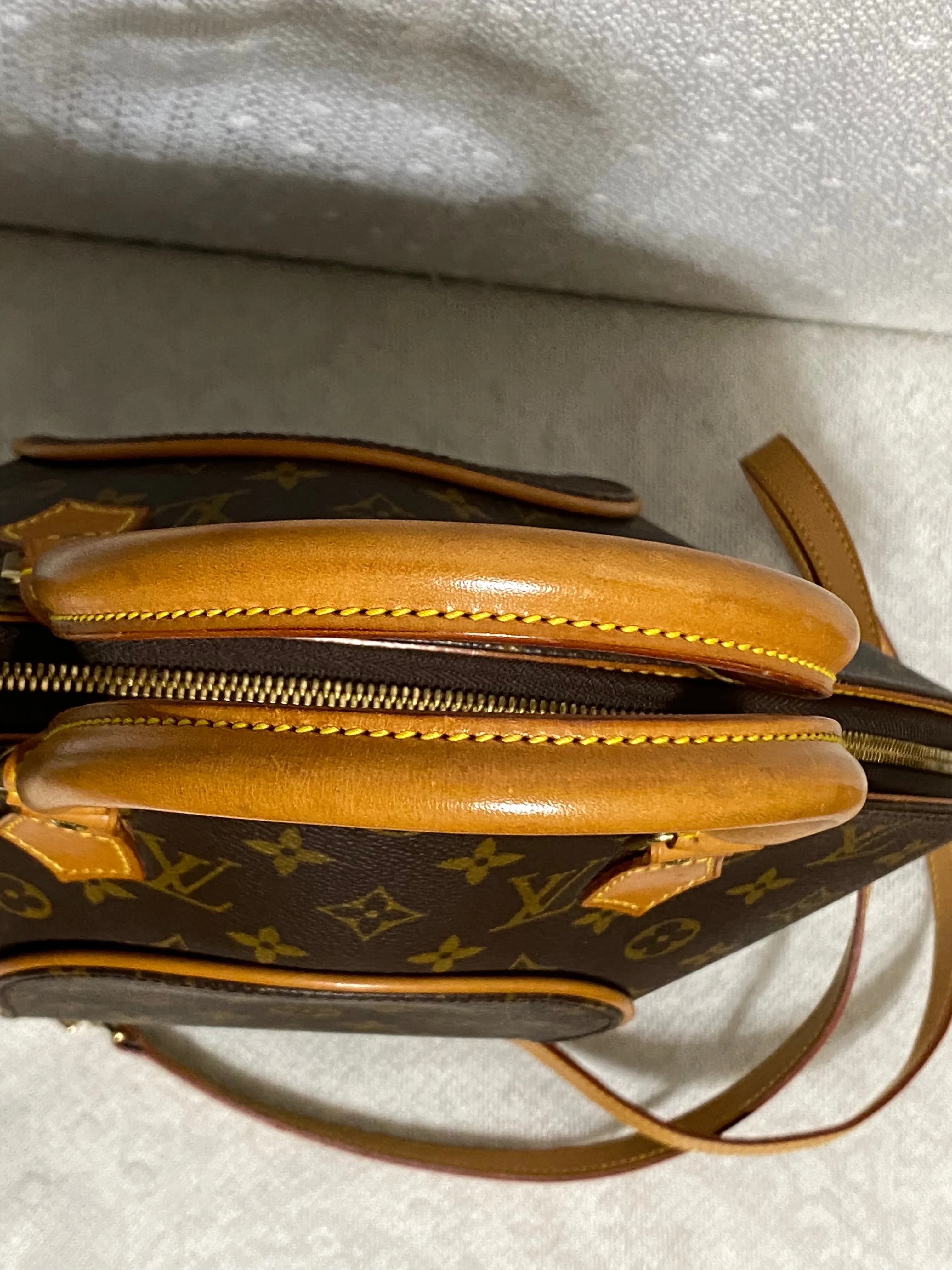 Louis Vuitton Ellipse MM Monogram Canvas Satchel w/ Shoulder Strap