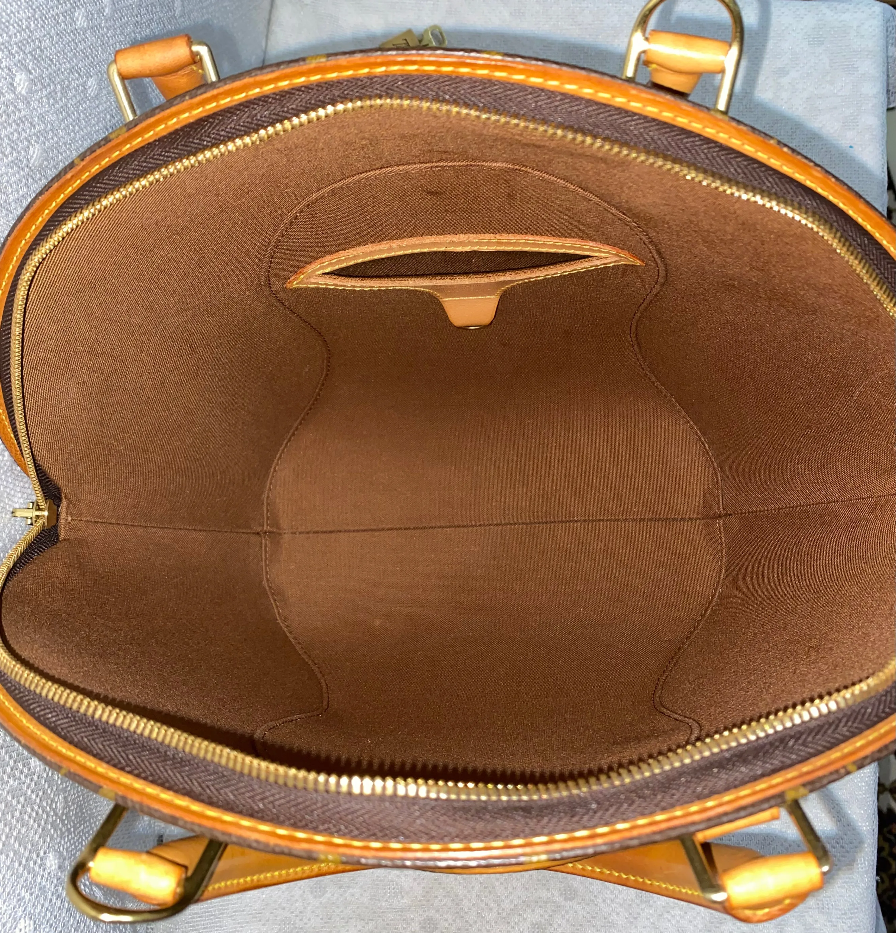 Louis Vuitton Ellipse MM Monogram Canvas Satchel w/ Shoulder Strap