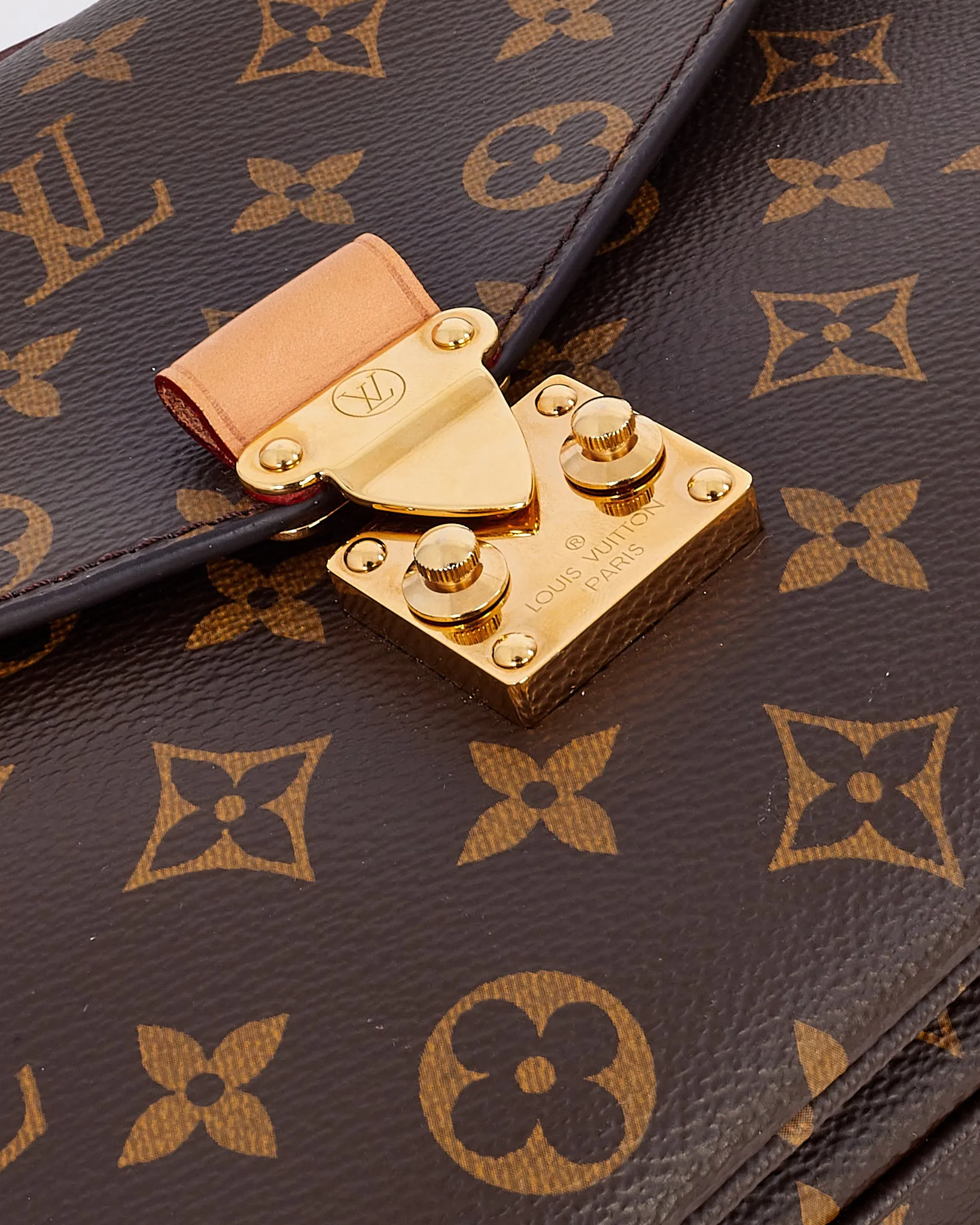 Louis Vuitton Monogram Canvas Pochette Metis Bag