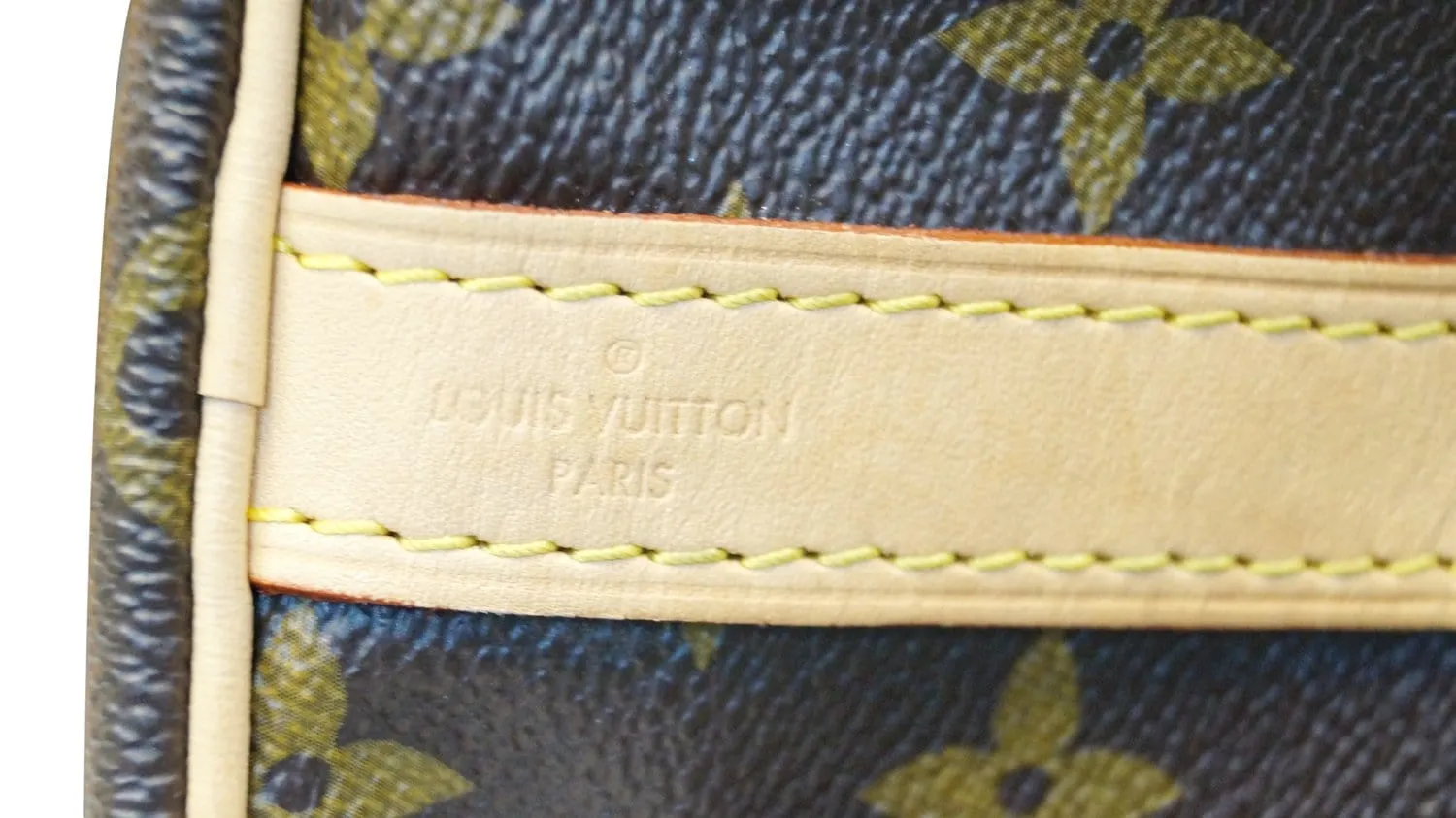 LOUIS VUITTON Monogram Canvas Speedy 30 Bandouliere Satchel Bag