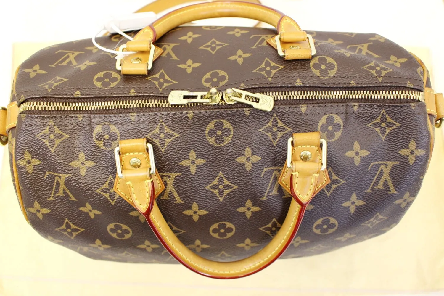 LOUIS VUITTON Monogram Canvas Speedy 30 Bandouliere Satchel Bag