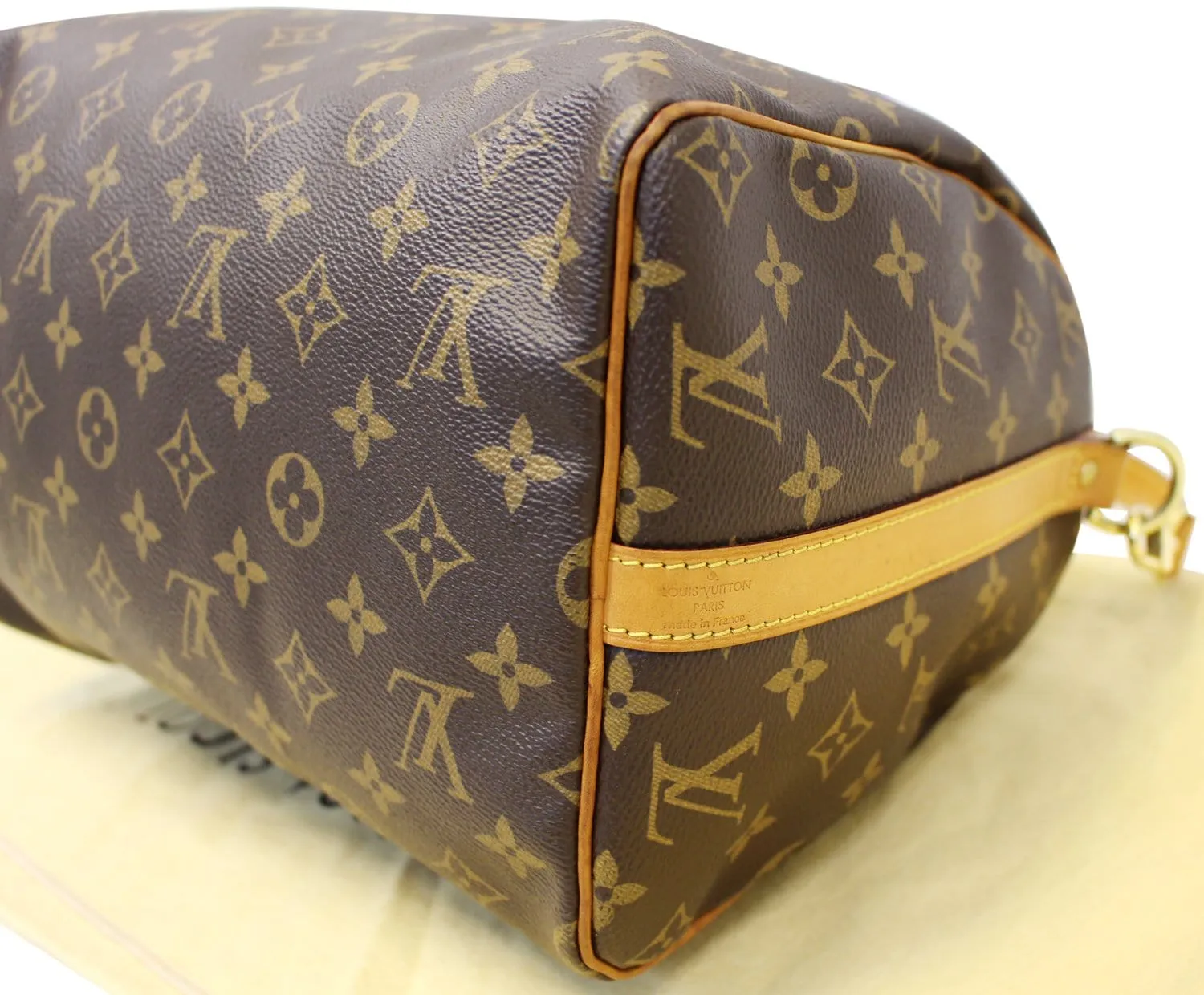 LOUIS VUITTON Monogram Canvas Speedy 30 Bandouliere Satchel Bag