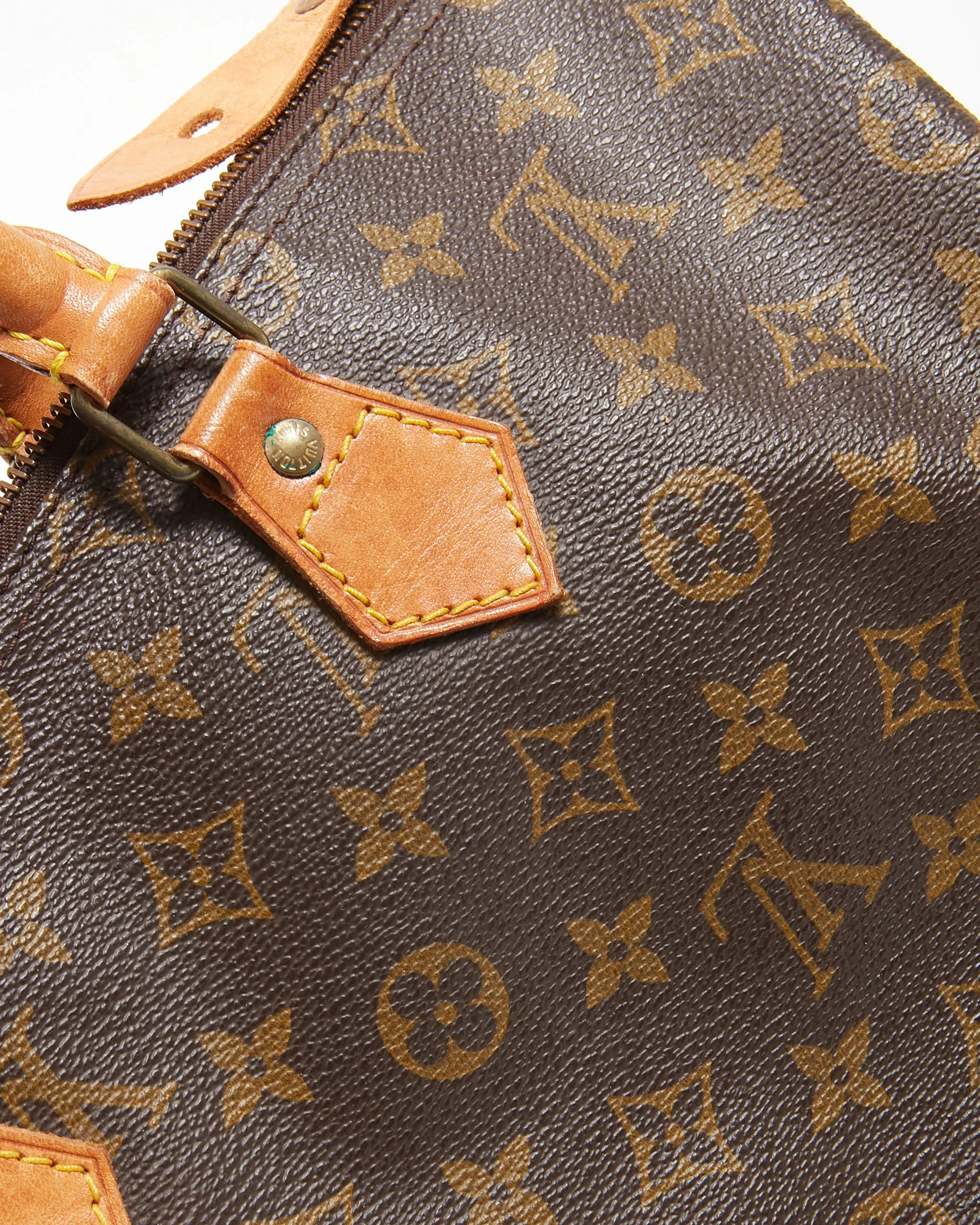 Louis Vuitton Monogram Canvas Speedy 35