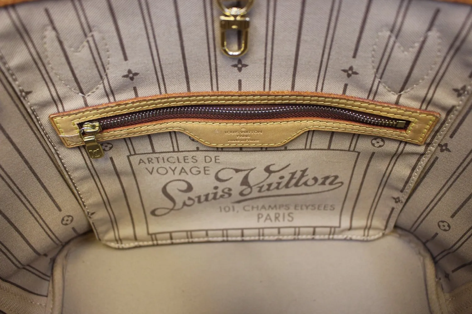 LOUIS VUITTON Monogram Neverfull PM Tote Bag