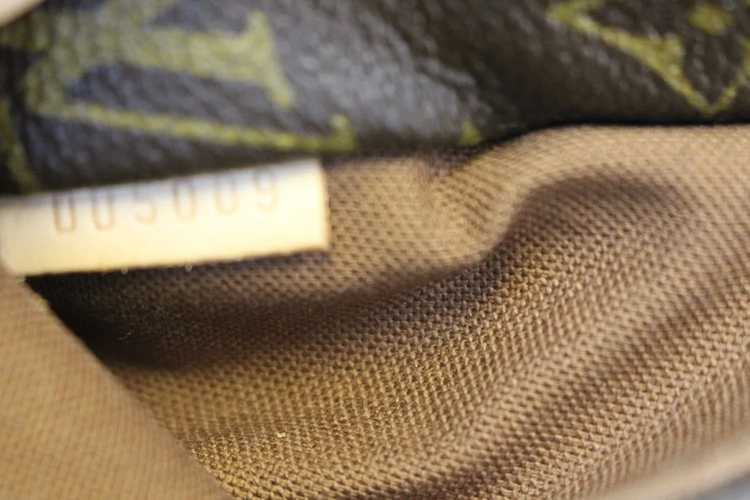 LOUIS VUITTON Monogram Totally PM Tote Bag