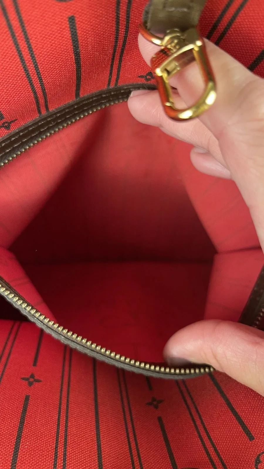 Louis Vuitton Neverfull MM Damier Ebene Tote Bag