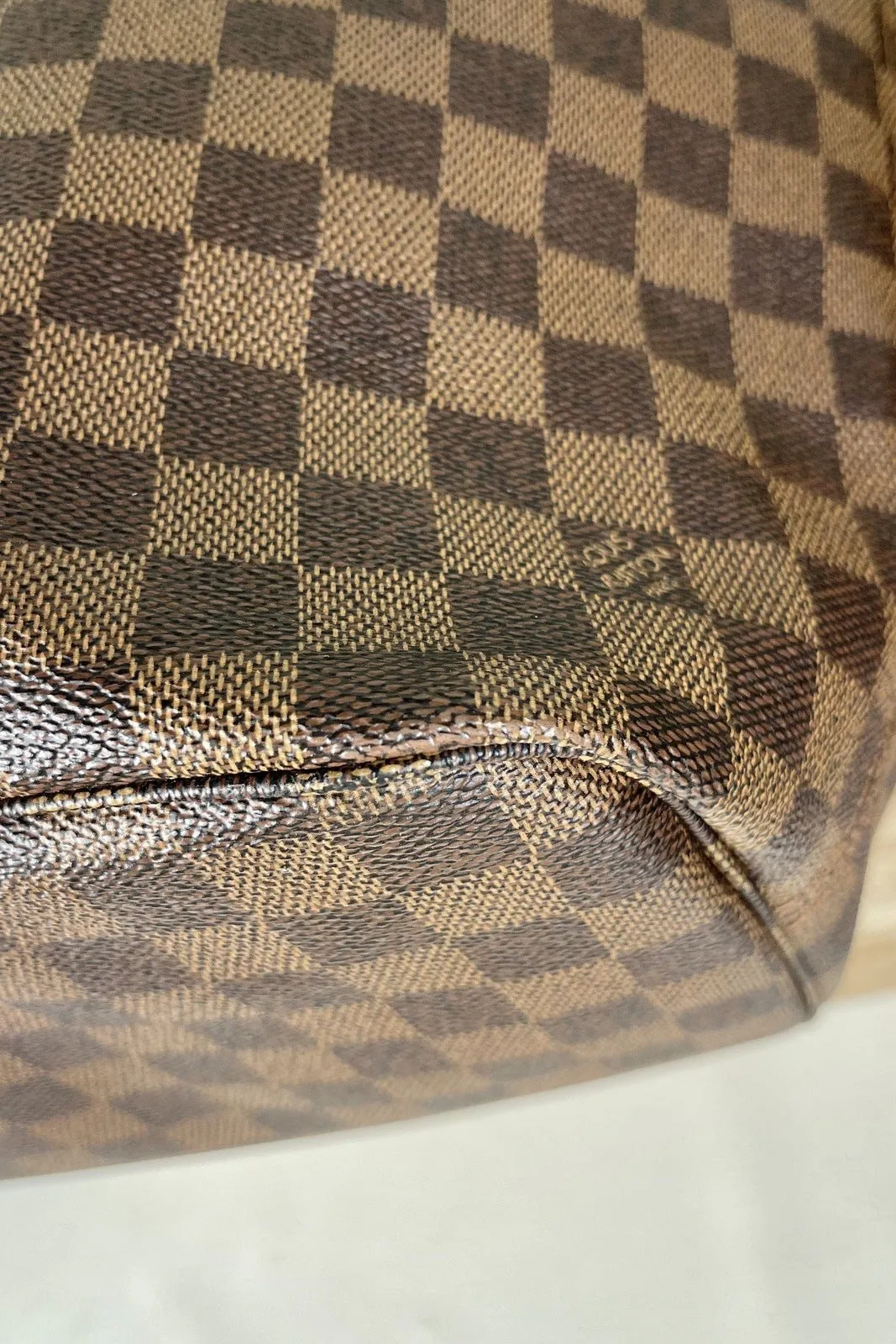Louis Vuitton Neverfull MM Damier Ebene Tote Bag