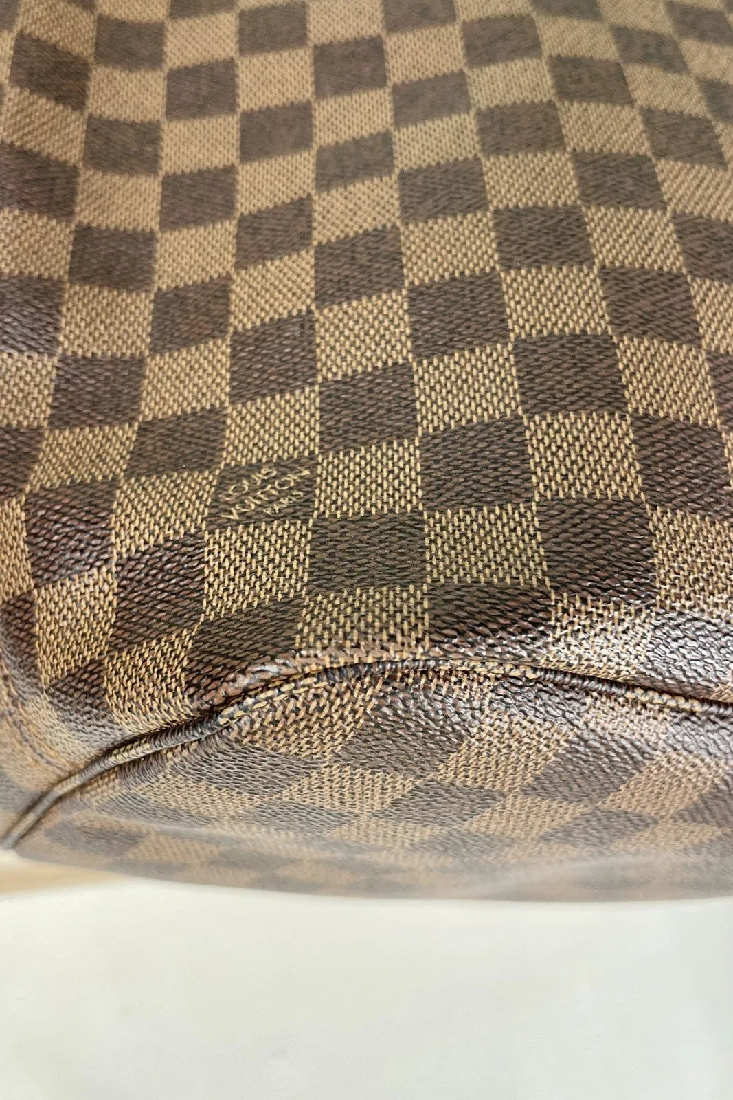 Louis Vuitton Neverfull MM Damier Ebene Tote Bag