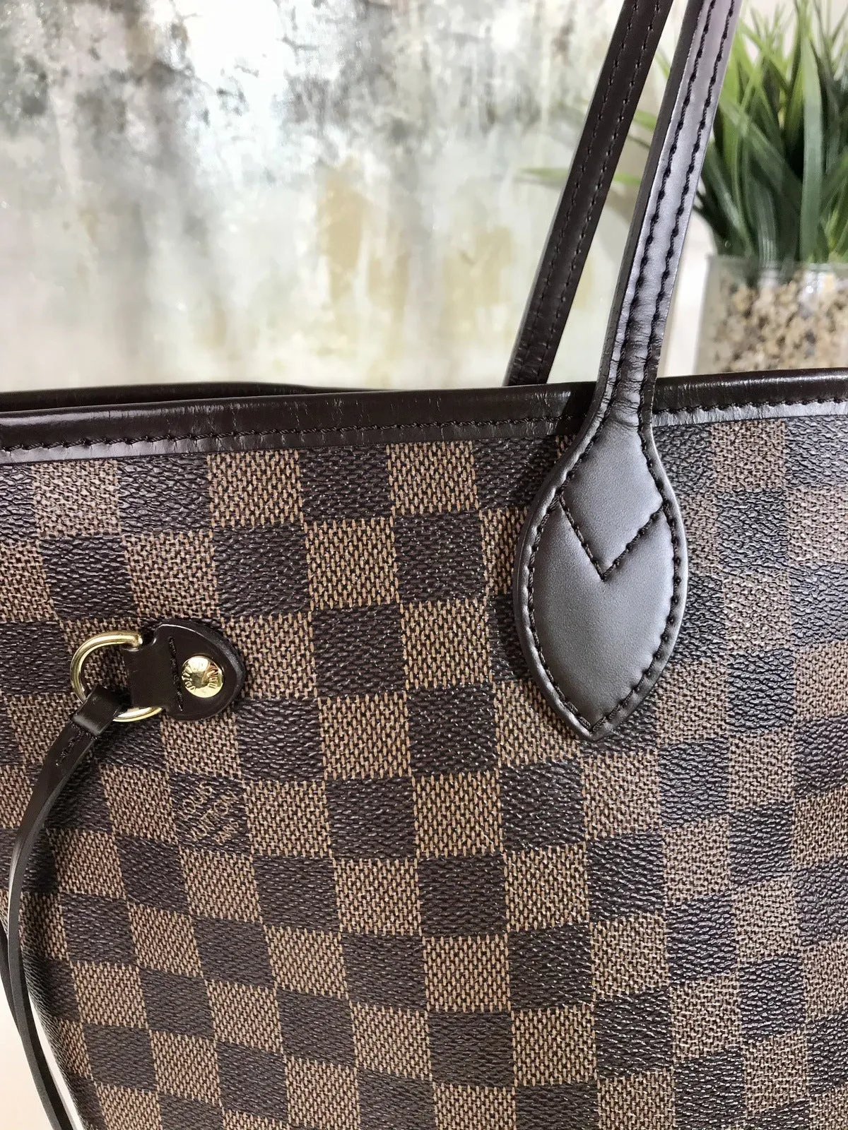 Louis Vuitton Neverfull MM DE Rose Ballerine Tote Bag