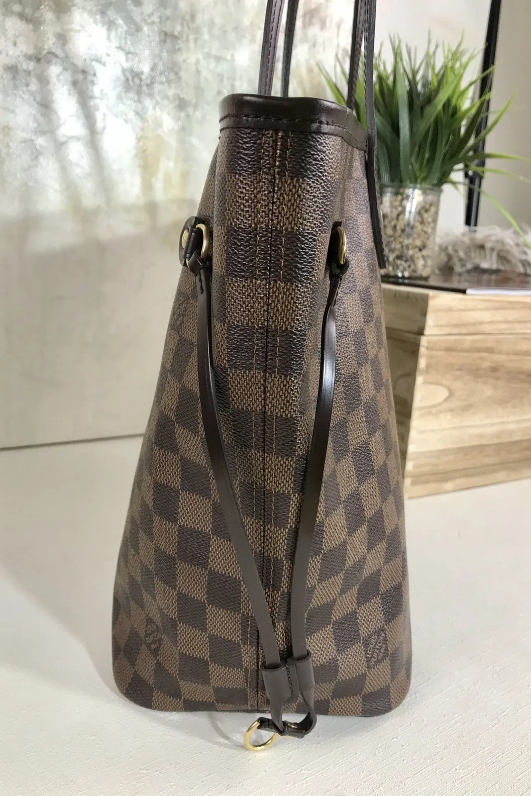 Louis Vuitton Neverfull MM DE Rose Ballerine Tote Bag