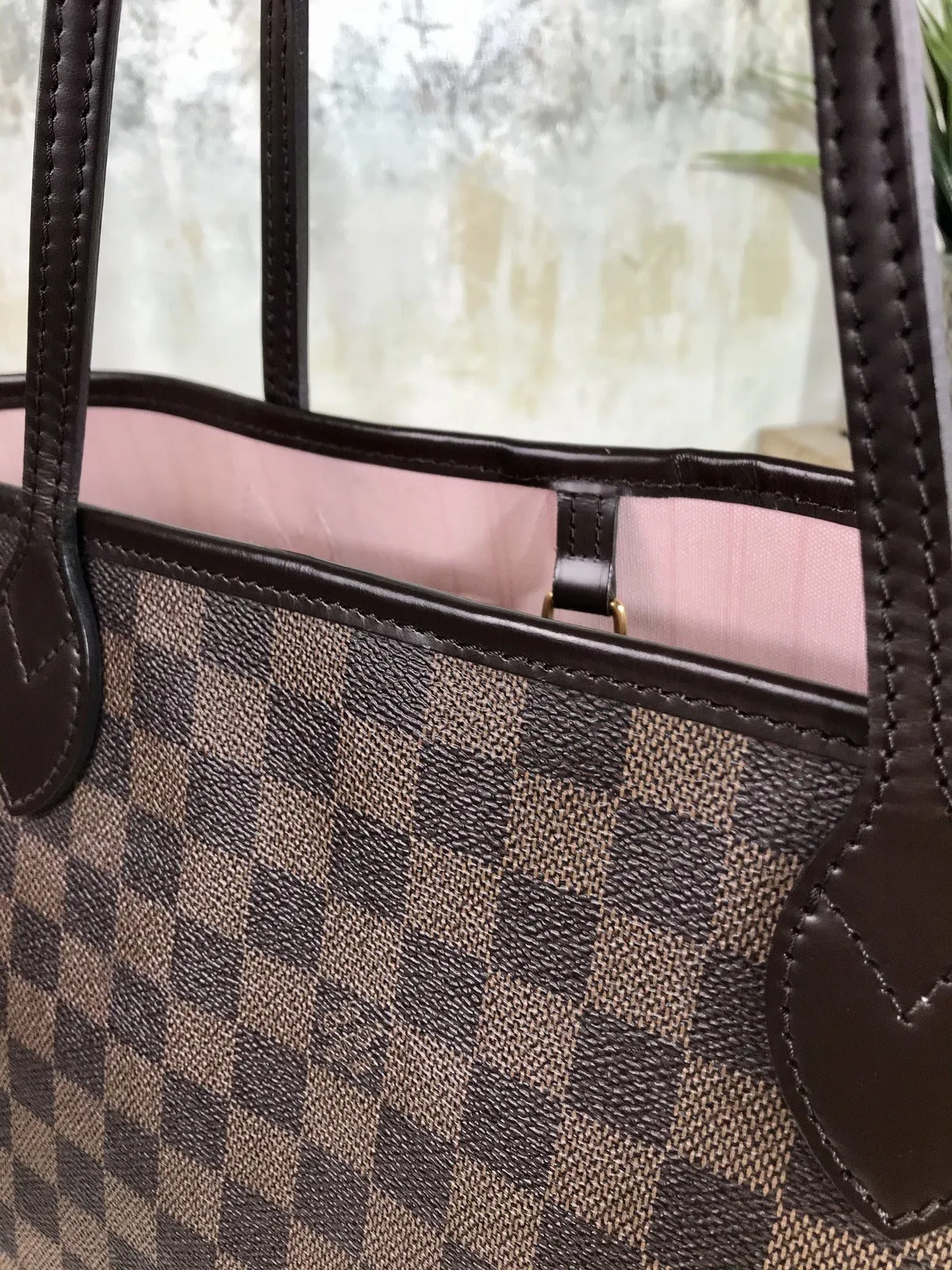 Louis Vuitton Neverfull MM DE Rose Ballerine Tote Bag
