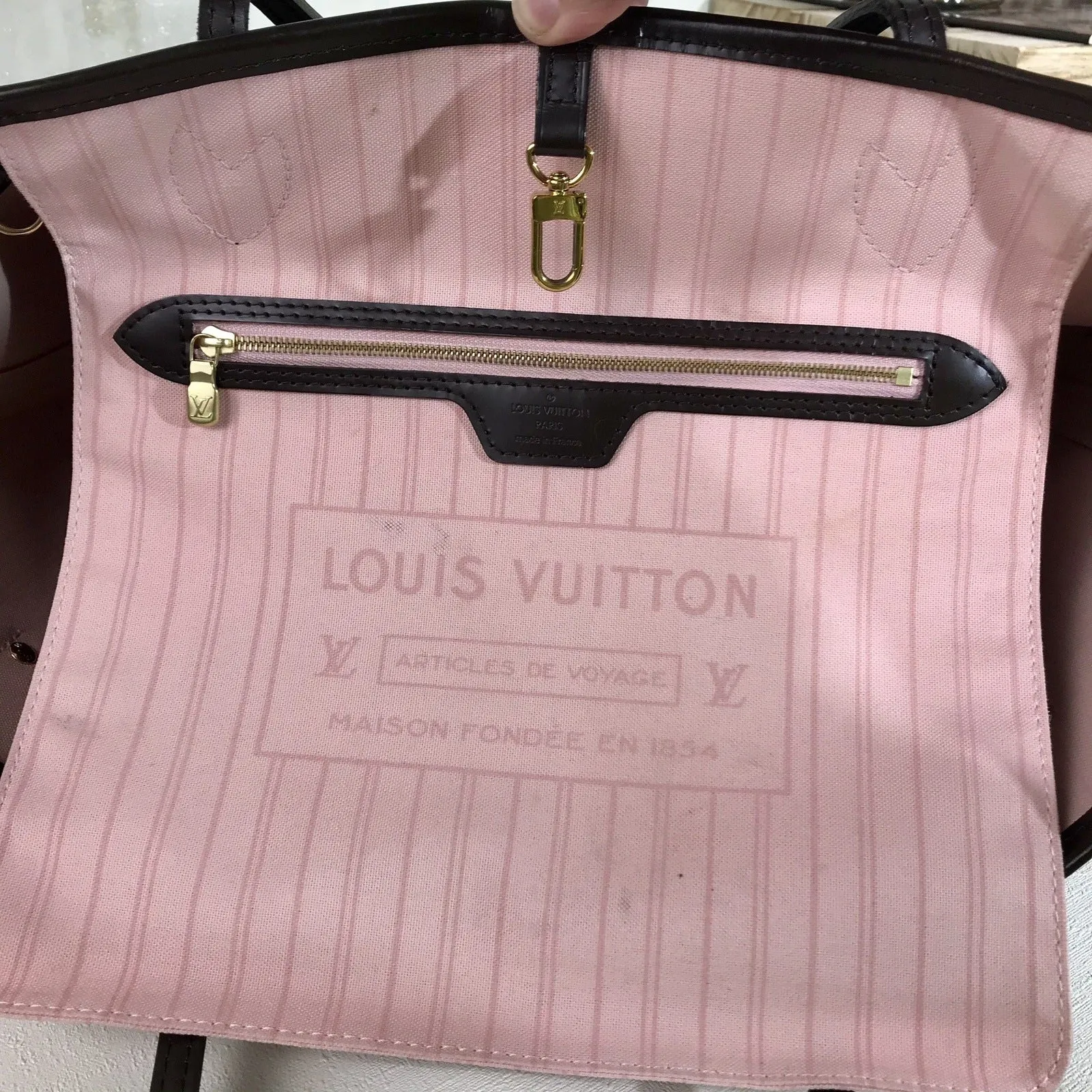 Louis Vuitton Neverfull MM DE Rose Ballerine Tote Bag