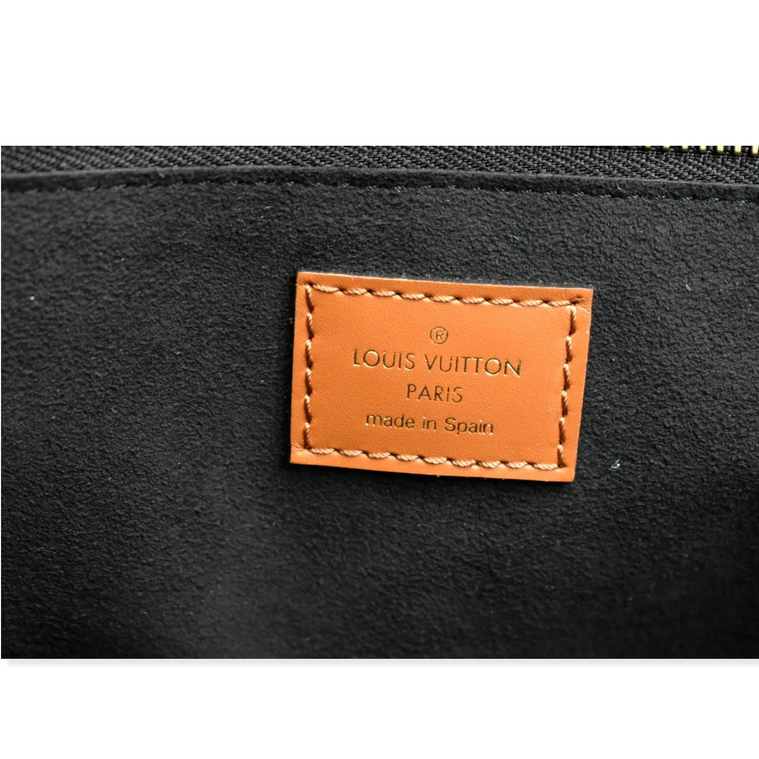 LOUIS VUITTON Neverfull MM Wild At Heart Monogram Giant Tote Bag Black