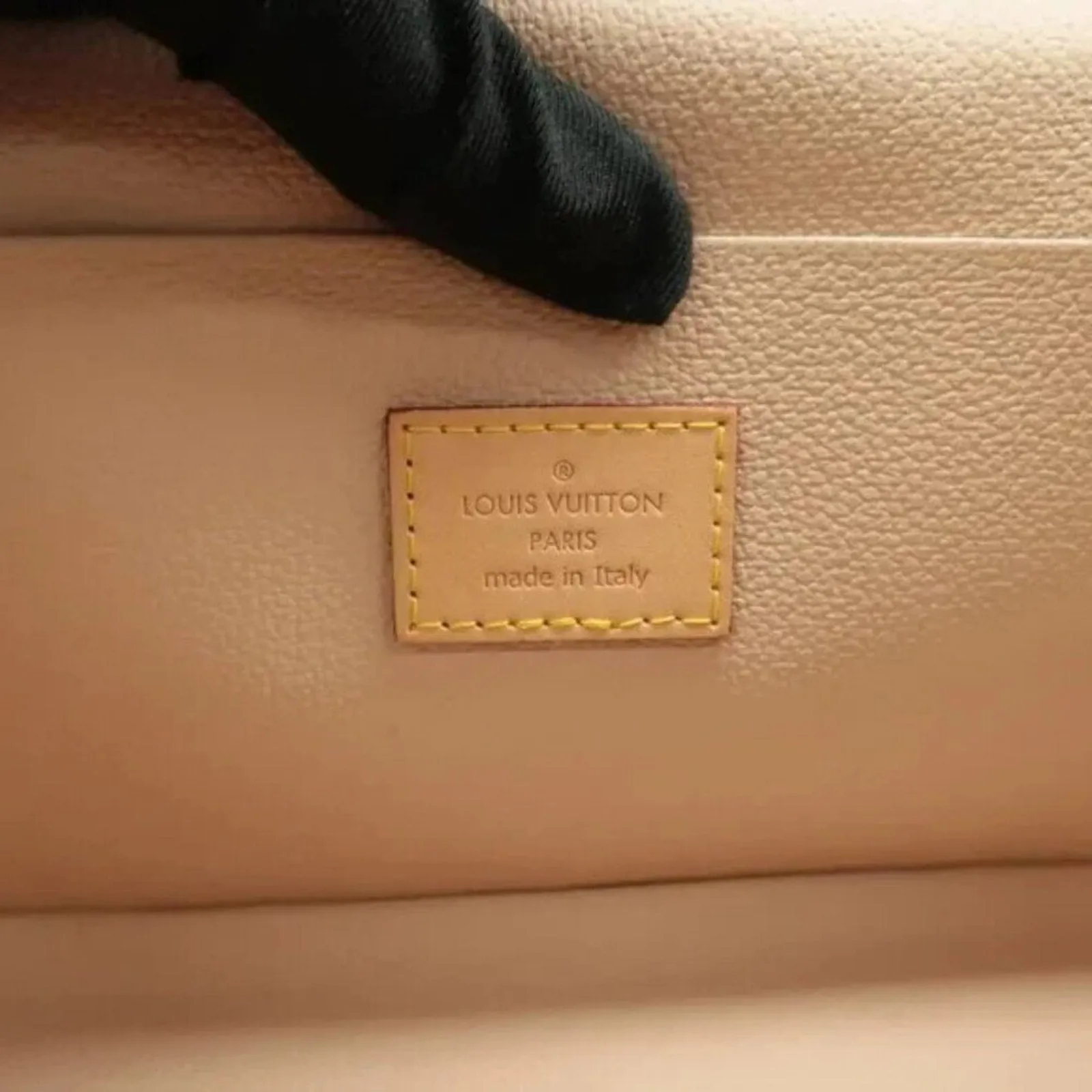 Louis Vuitton Nice Brown Monogram Canvas Vanity Case