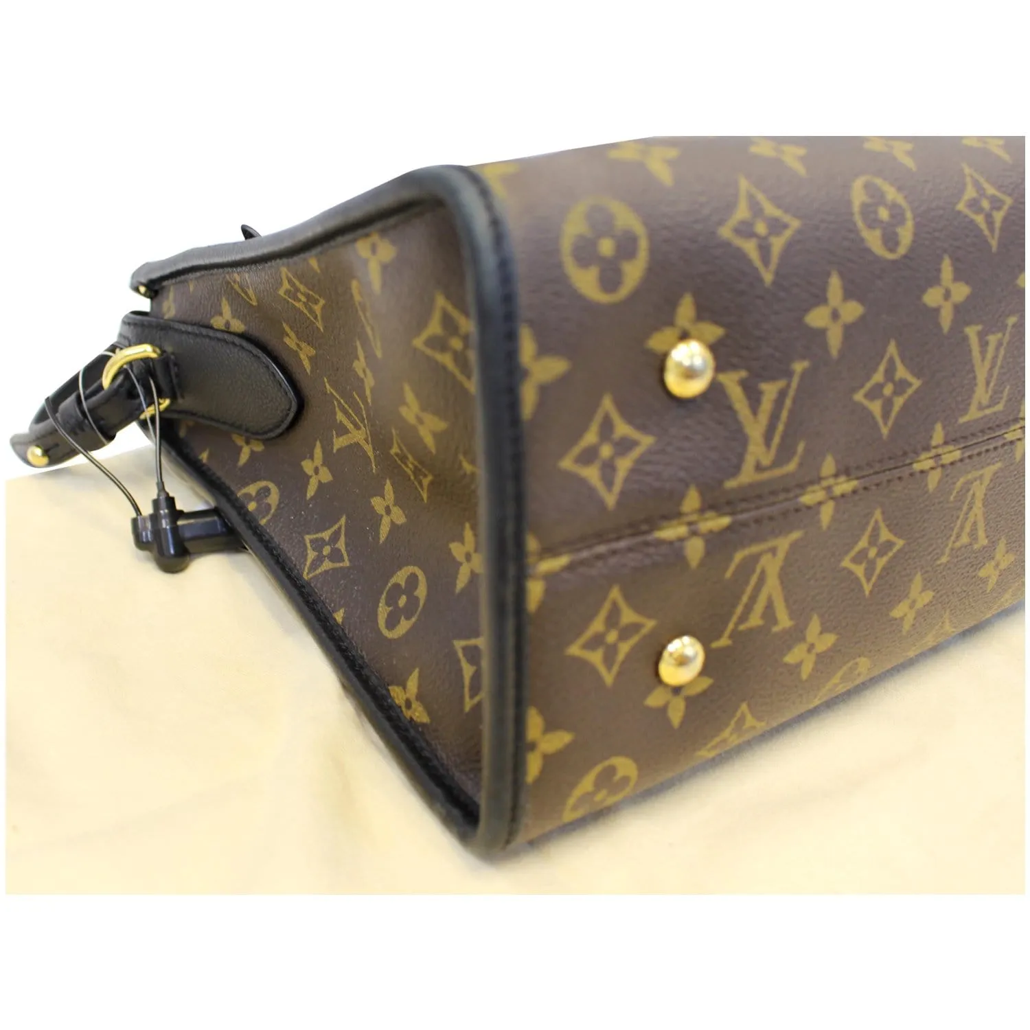 LOUIS VUITTON Popincourt MM Monogram Canvas Shoulder Bag Brown/Noir