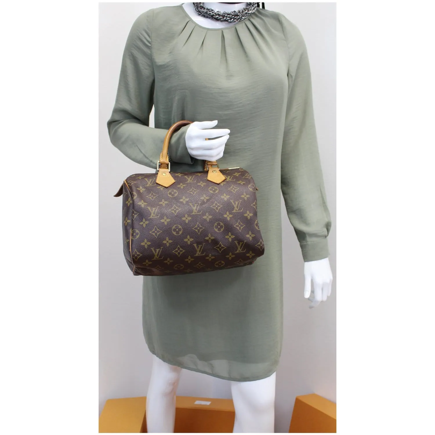 LOUIS VUITTON Speedy 25 Monogram Canvas Satchel Bag Brown