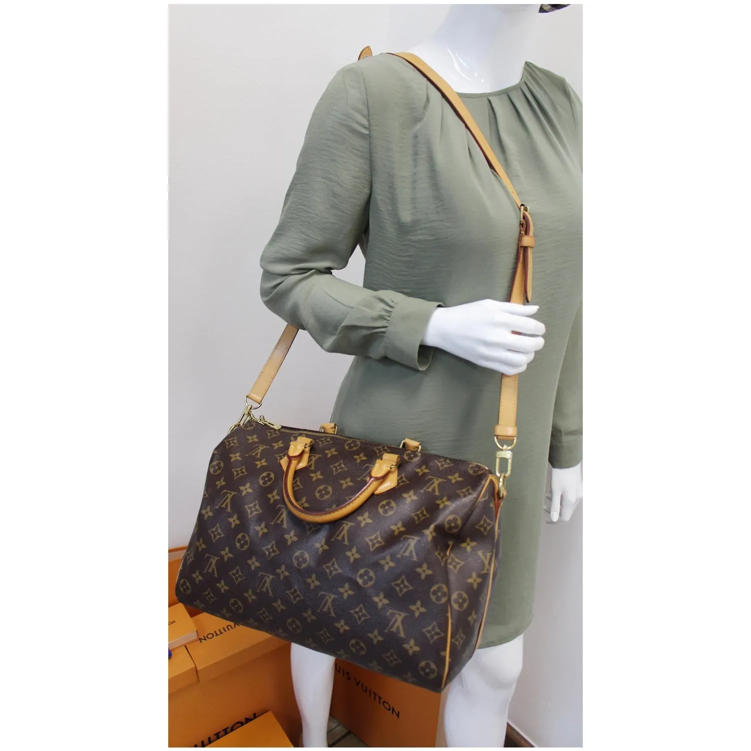 LOUIS VUITTON Speedy 35 Bandouliere Monogram Canvas Shoulder Bag Brown - 20% OFF