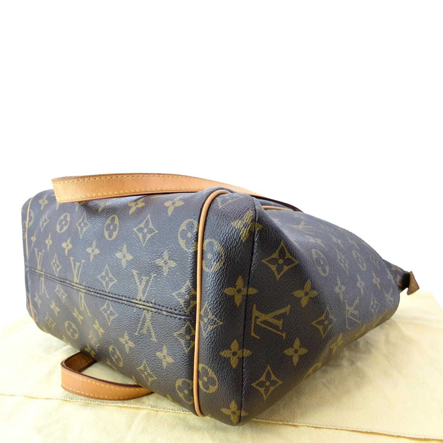 LOUIS VUITTON Totally MM Monogram Canvas Shoulder Bag Brown