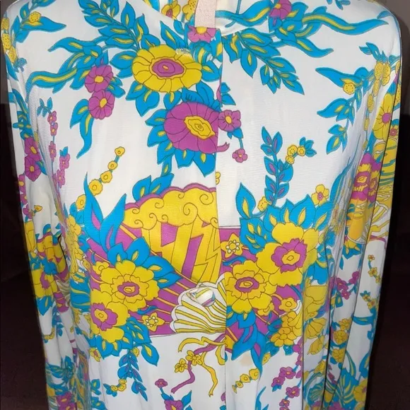 Lounge Craft • Vintage • 1960’s • Medium • Blue/Purple/Yellow • Floral • Robe