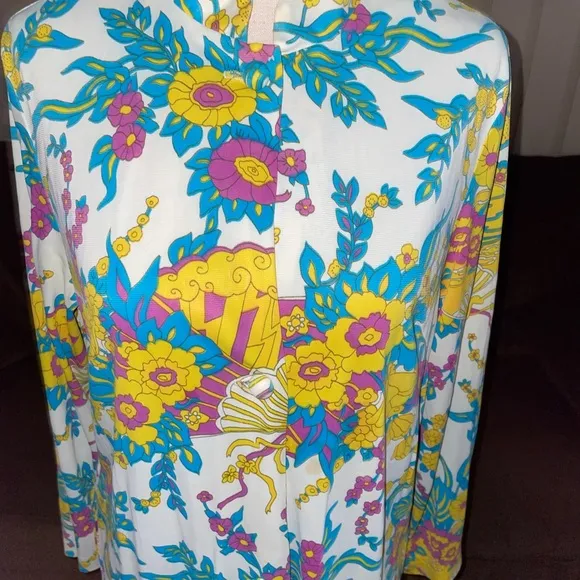 Lounge Craft • Vintage • 1960’s • Medium • Blue/Purple/Yellow • Floral • Robe