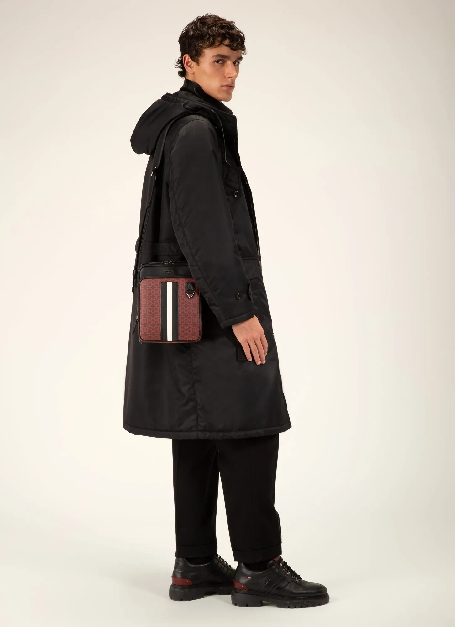 Mackao - Cross Body Bag