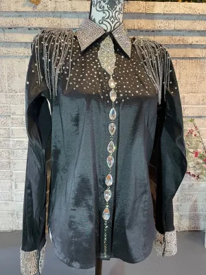 Medium KW Designs day shirt
