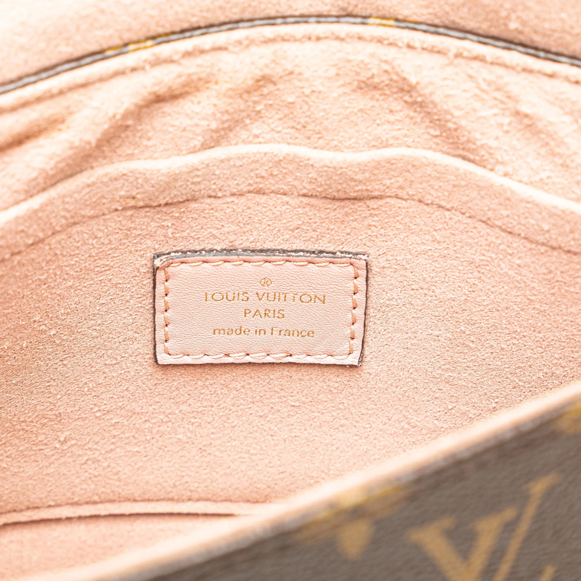 Monogram Locky BB