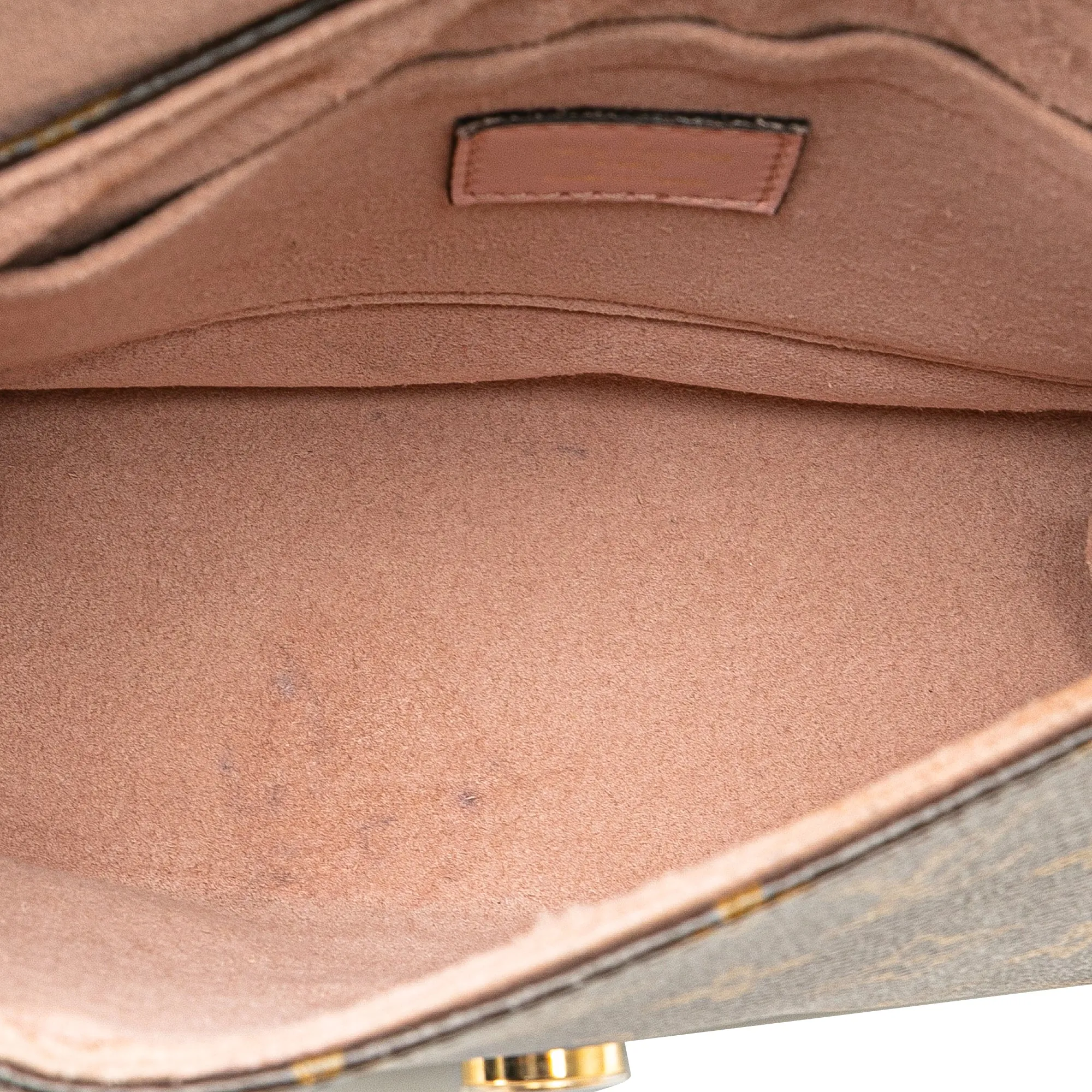 Monogram Locky BB